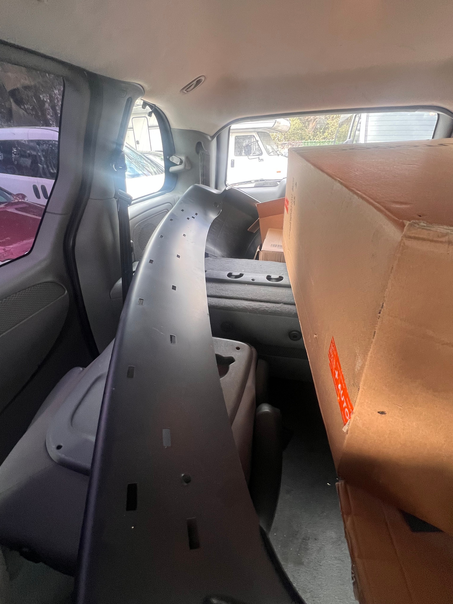CHRYSLER Voyager 2.5 CRD SE-image-8
