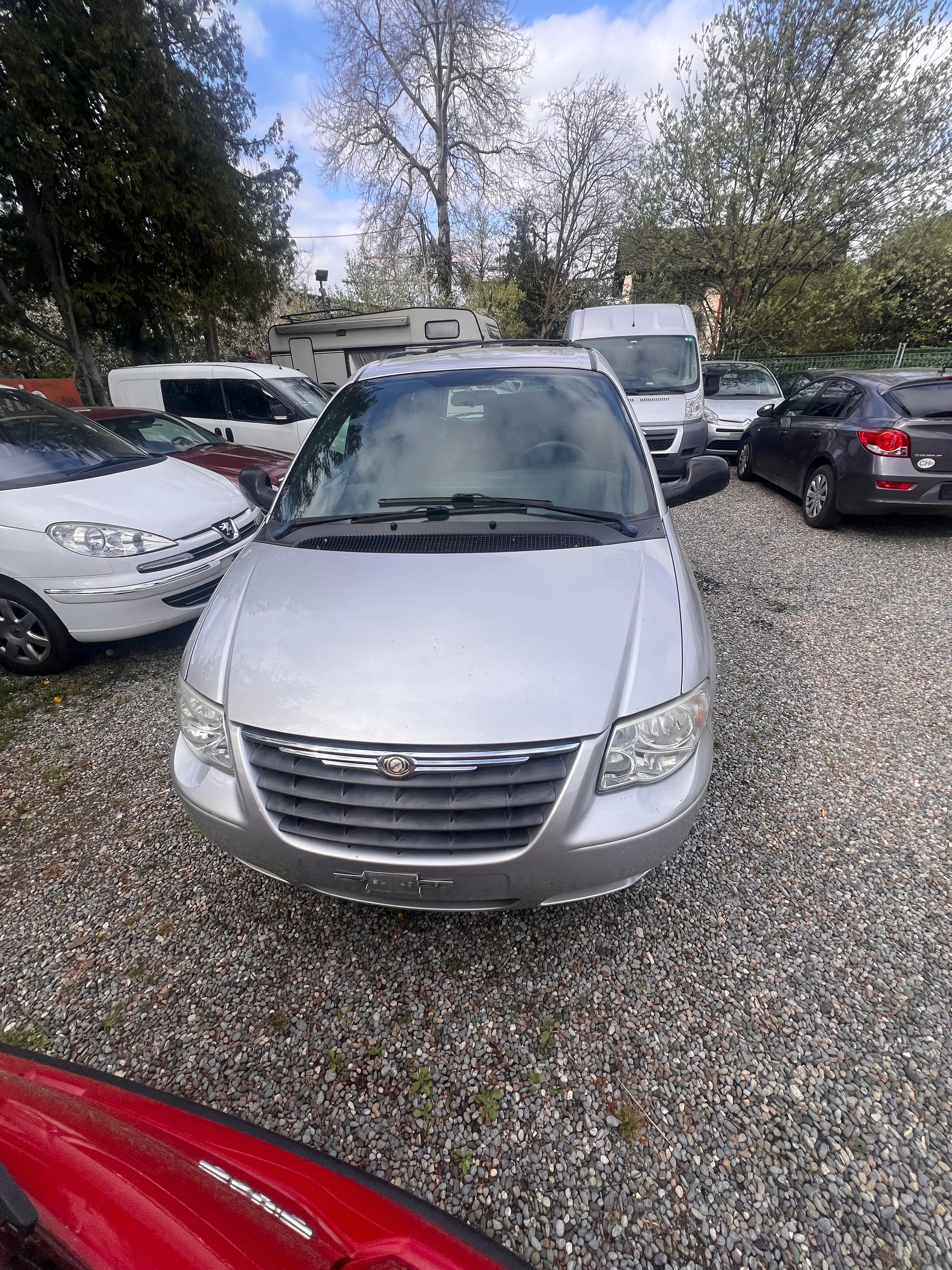 CHRYSLER Voyager 2.5 CRD SE