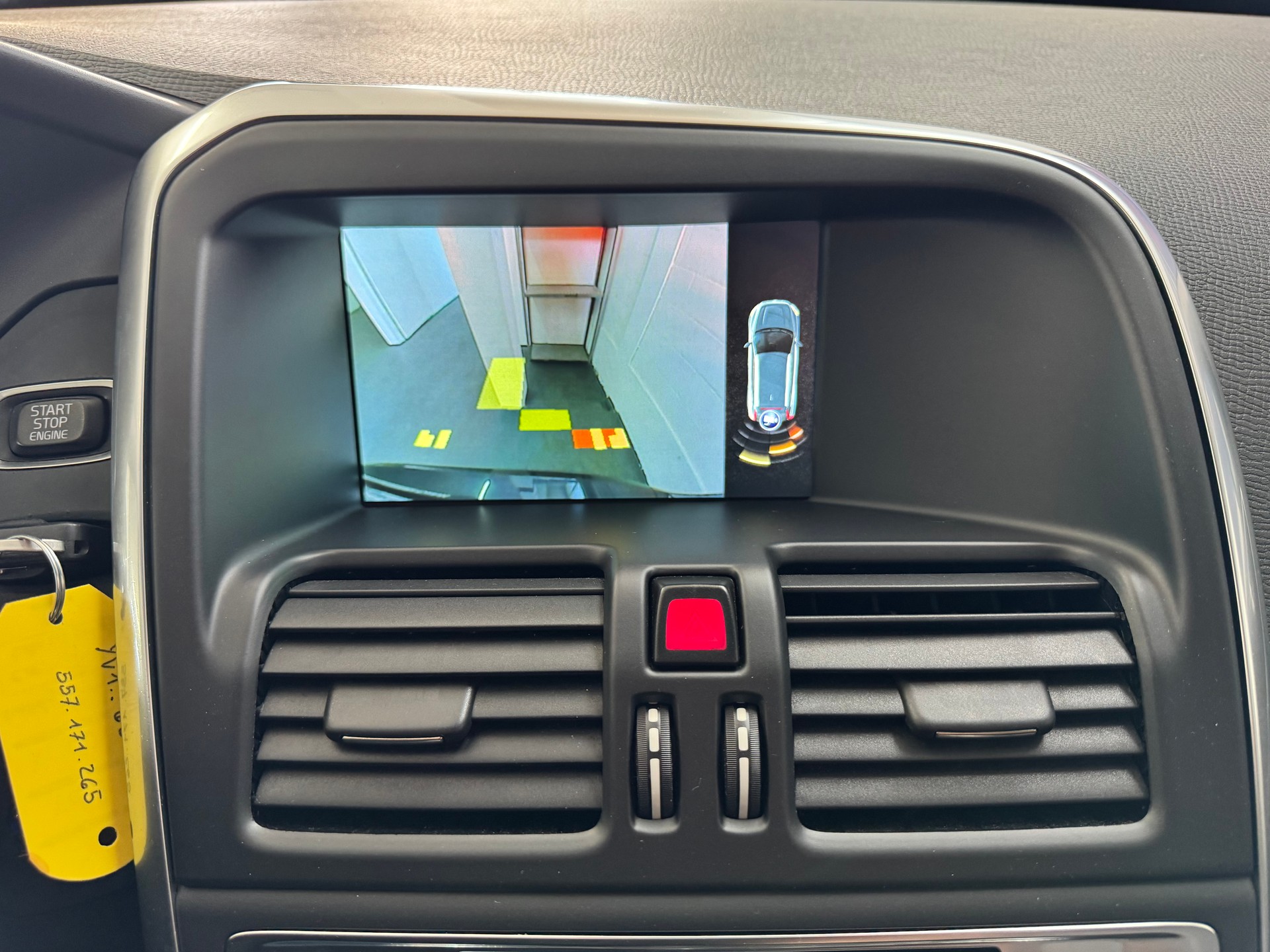VOLVO XC60 D4 AWD Kinetic Geartronic-image-10