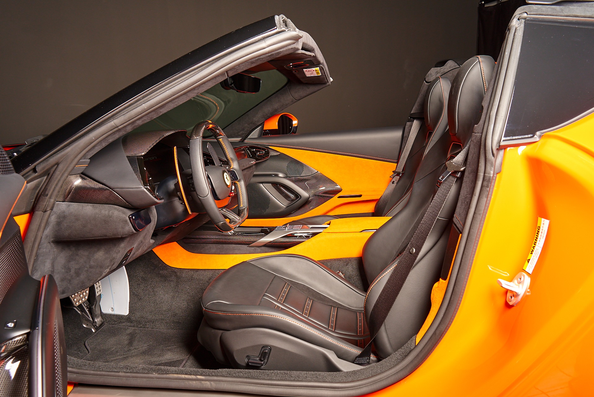 FERRARI 12 Cilindri Spider-image-13