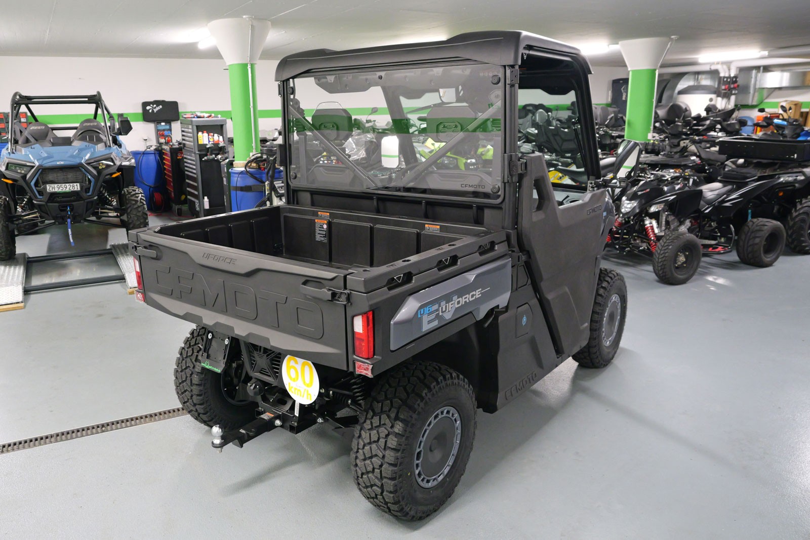 CF MOTO UFORCE U6 EV-image-6