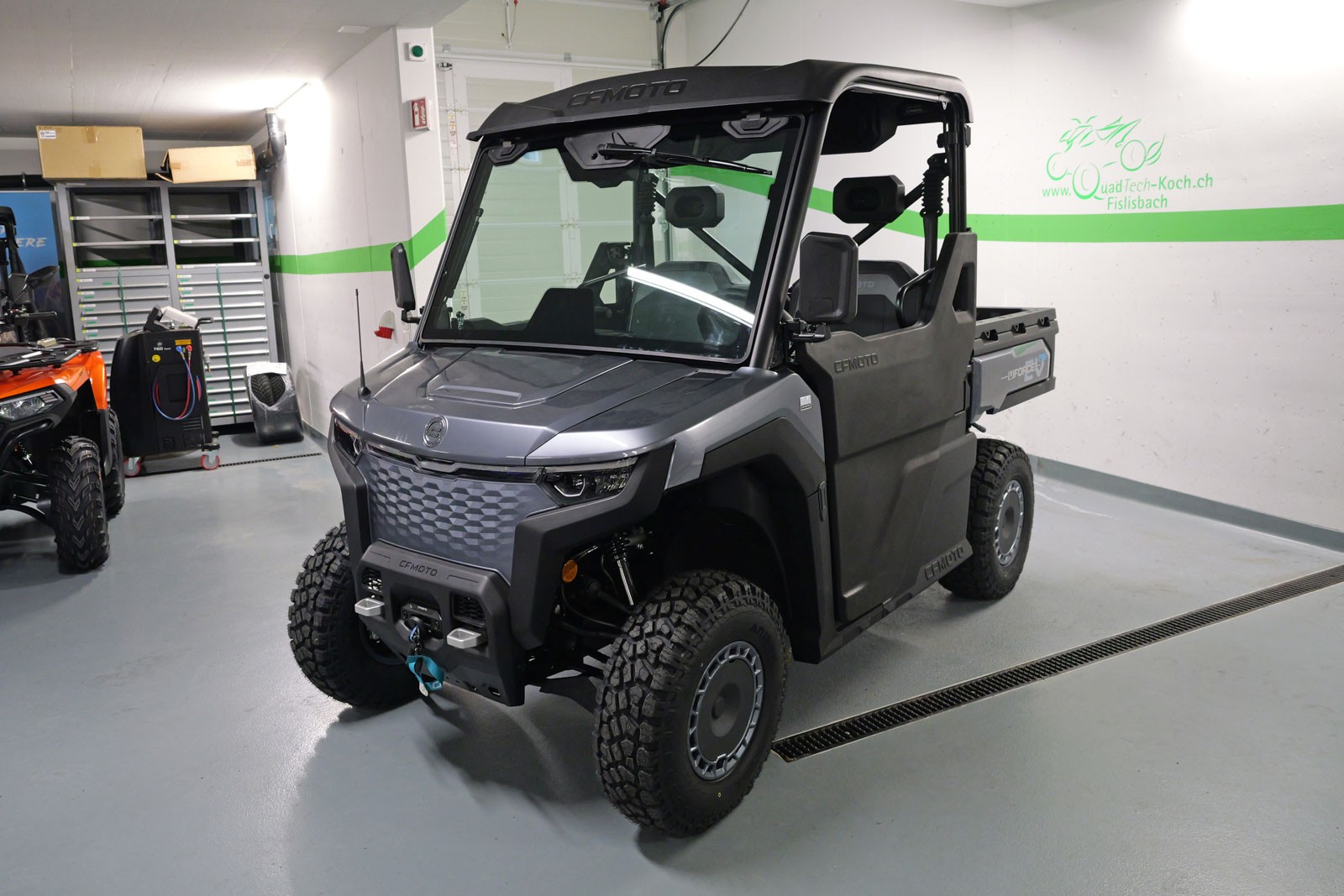 CF MOTO UFORCE U6 EV-image-2
