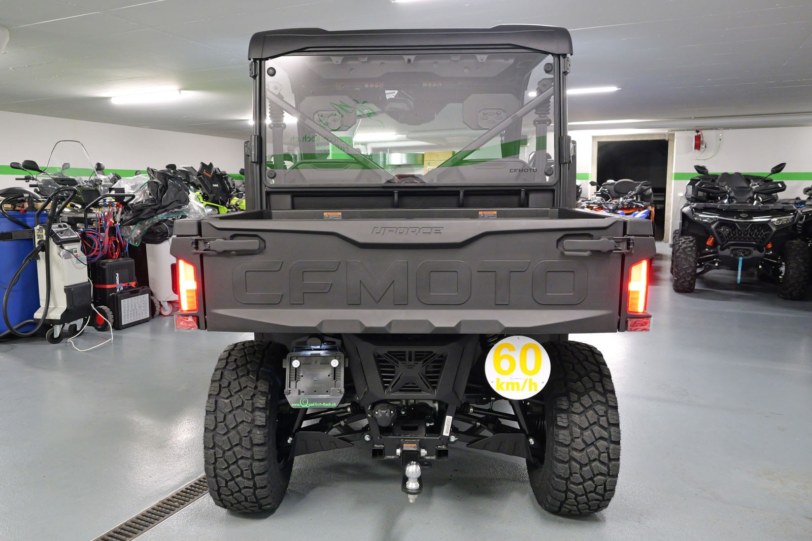 CF MOTO UFORCE U6 EV-image-5