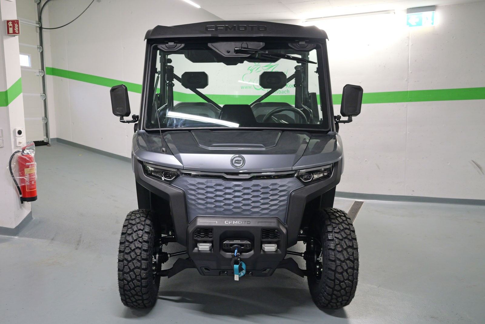 CF MOTO UFORCE U6 EV-image-1