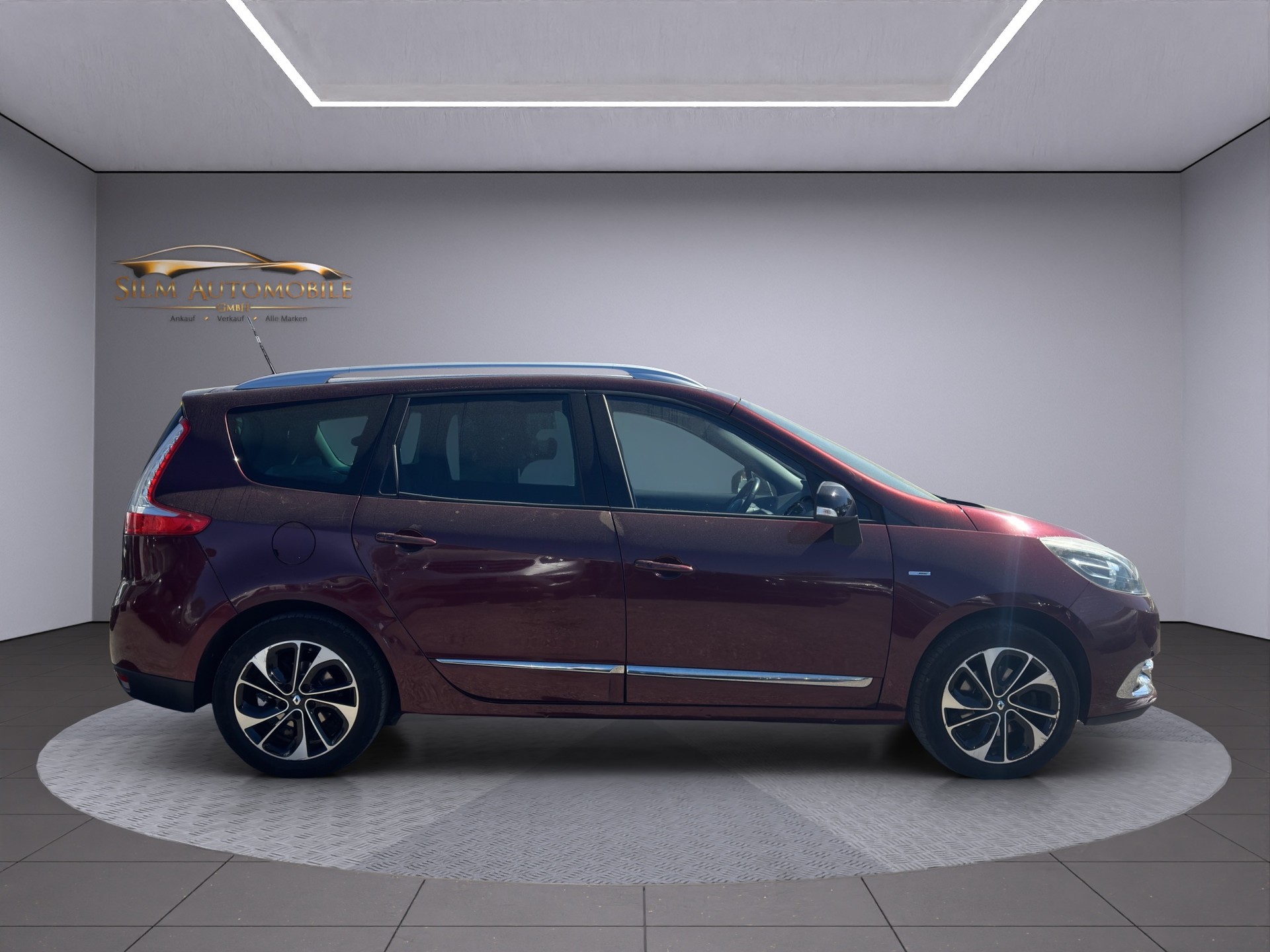 RENAULT Grand Scénic 1.2 16V Turbo Bose-showroom-element-2