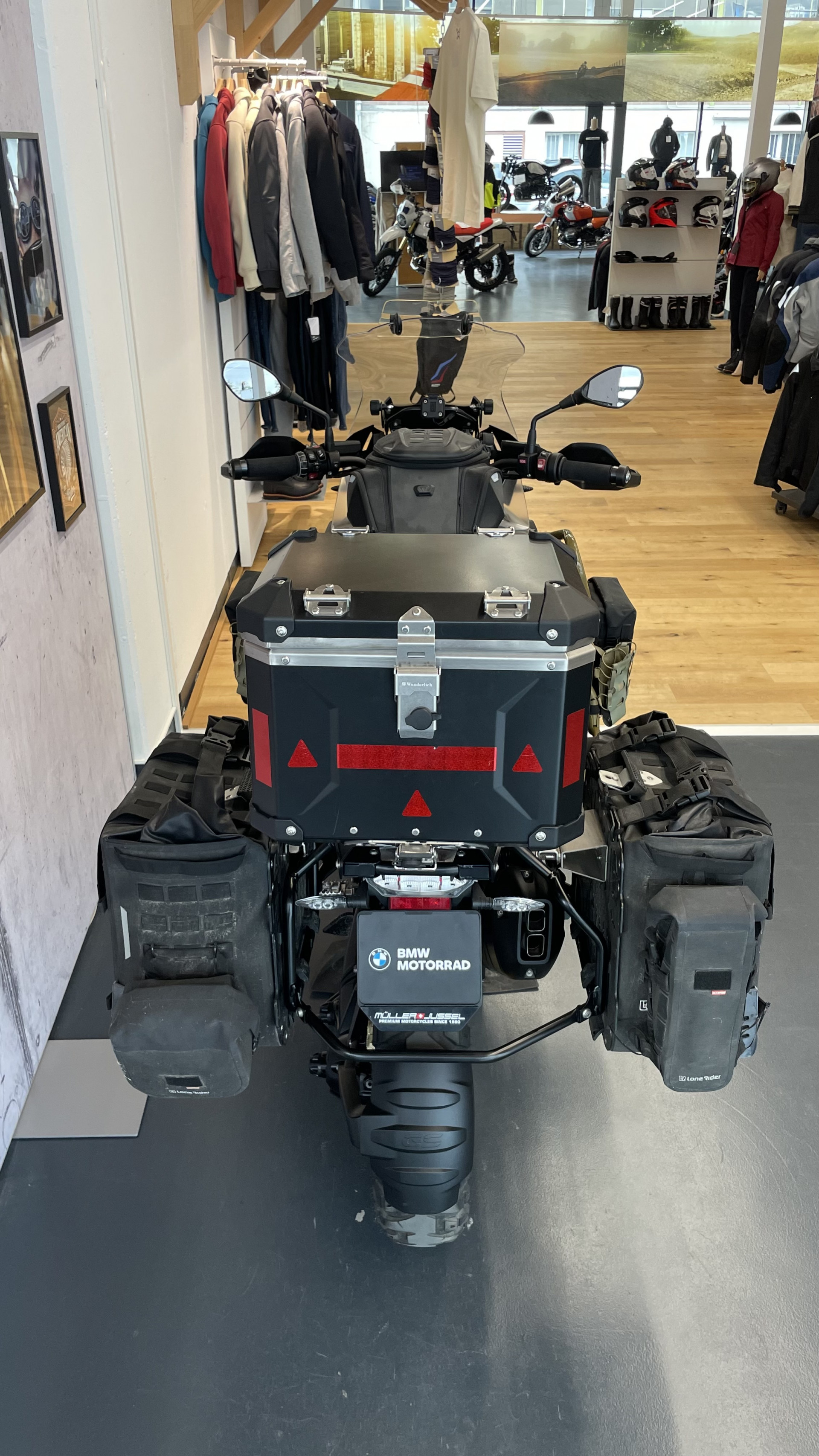 BMW R 1250 GS Adventure Exclusive Kunden Auftrag!! Kein Eintausch möglich!!-image-8