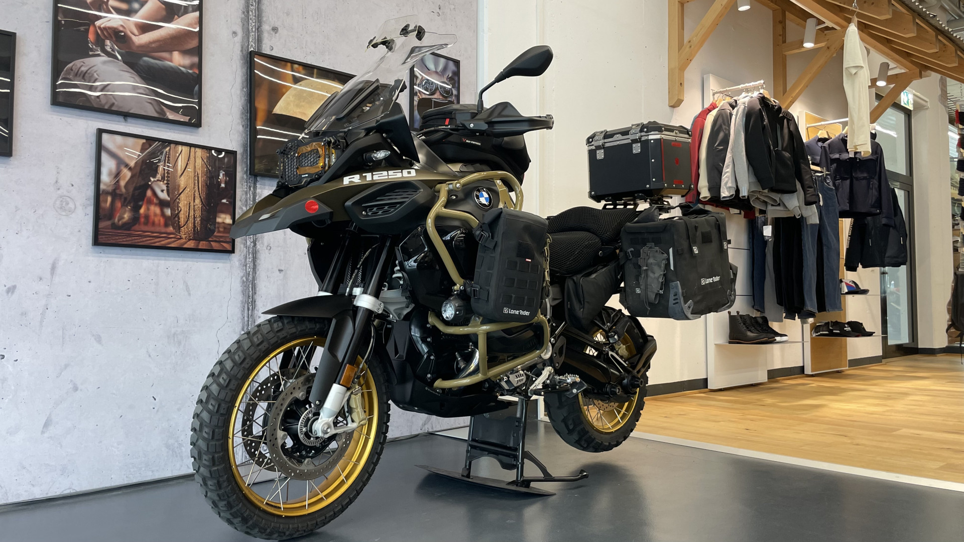 BMW R 1250 GS Adventure Exclusive Kunden Auftrag!! Kein Eintausch möglich!!-image-4