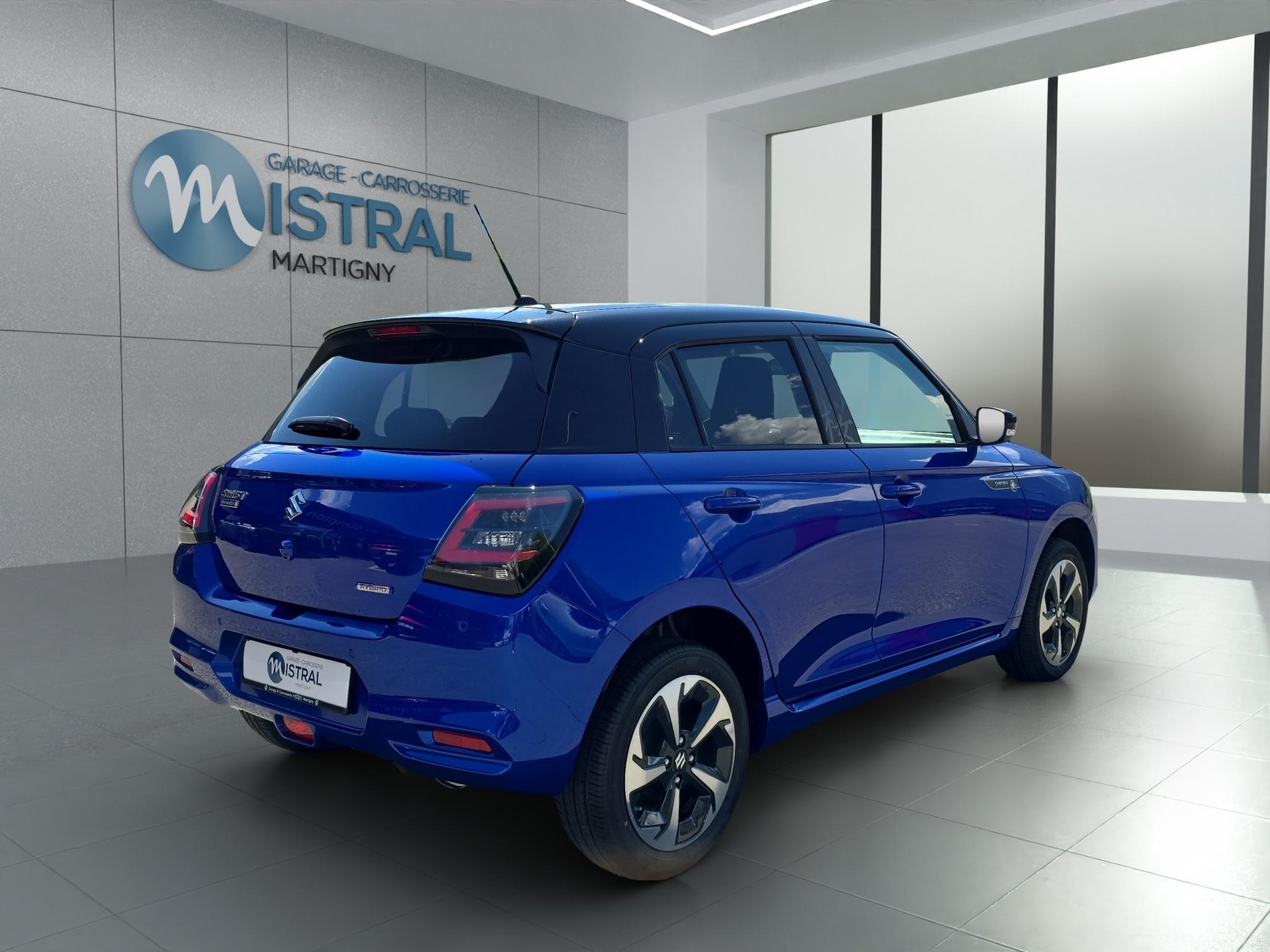 SUZUKI Swift 1.2 Sakura Top Hybrid 4x4-image-4