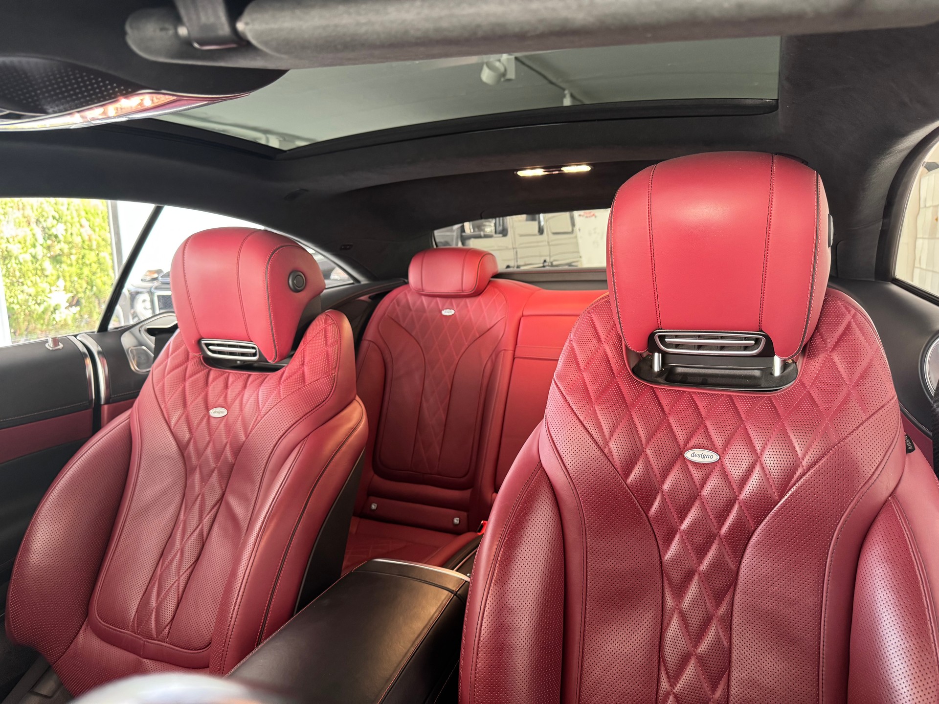MERCEDES-BENZ S 560 4Matic 9G-Tronic-image-15