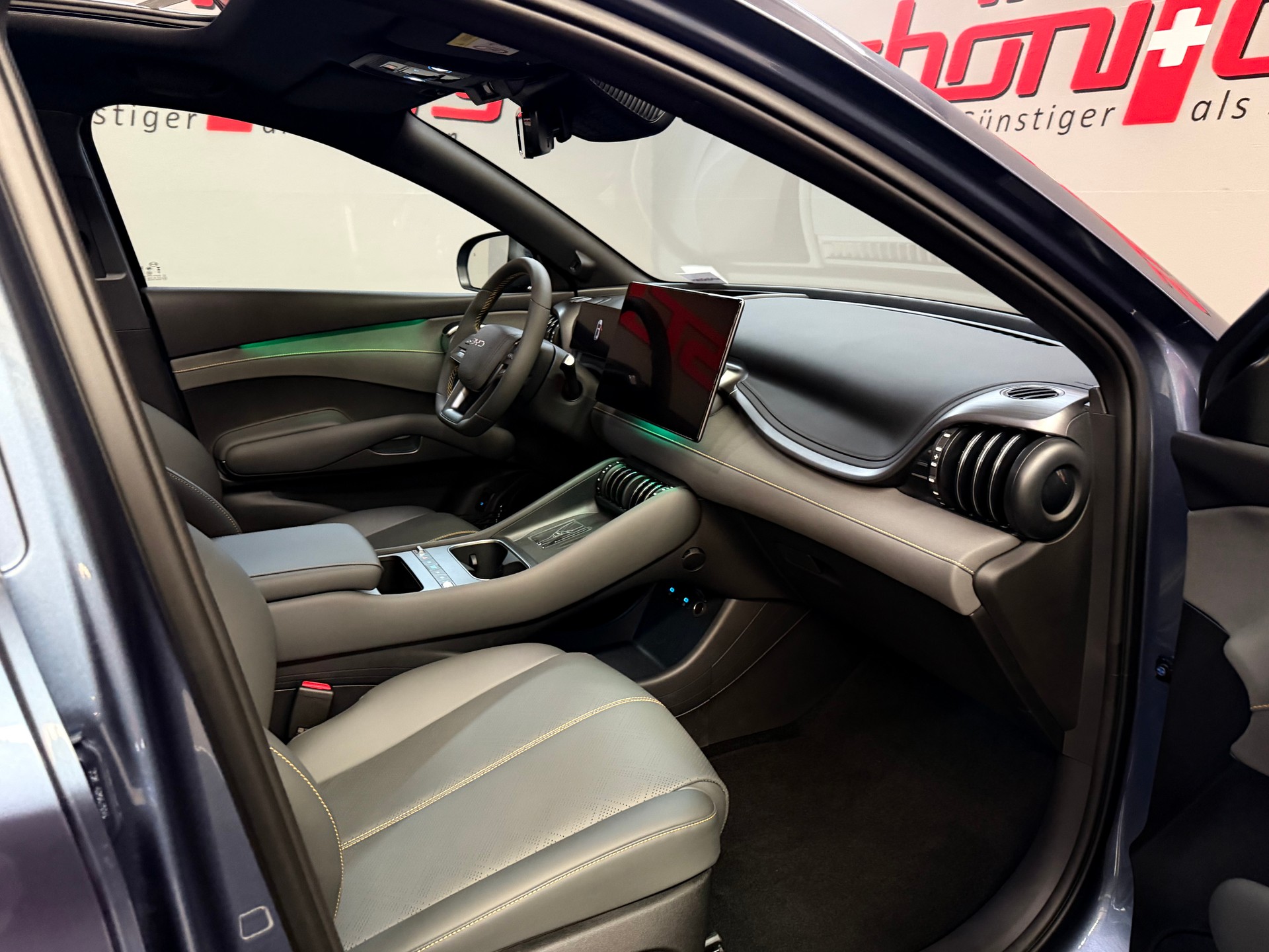 BYD Atto 3 EVO 74.8 kWh Excellence AWD-image-15