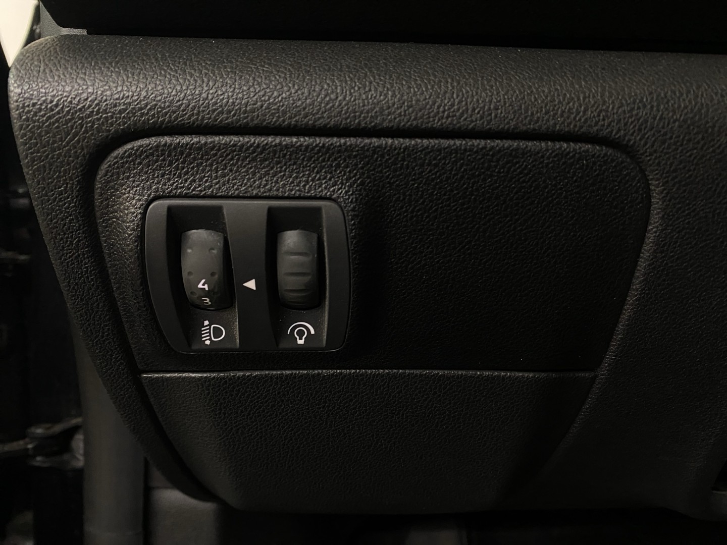 RENAULT Mégane Grandtour 1.3 16V Turbo Techno EDC-image-16