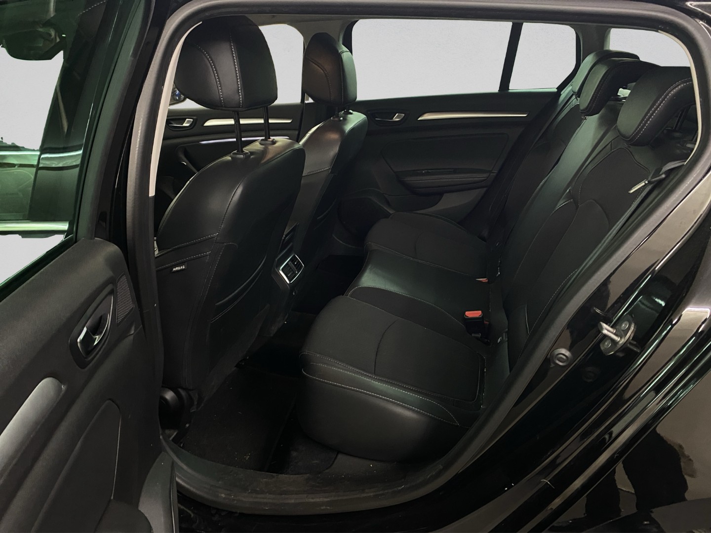 RENAULT Mégane Grandtour 1.3 16V Turbo Techno EDC-image-12