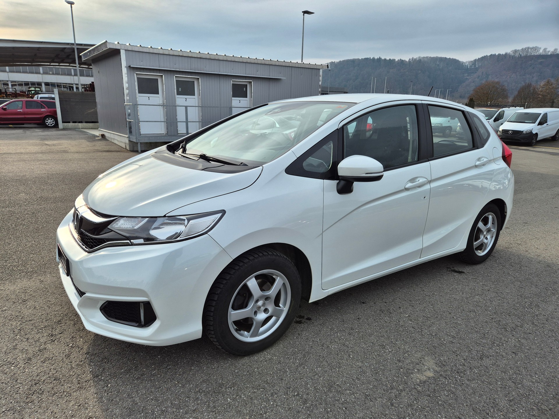 HONDA Jazz 1.3i-VTEC Trend-image-1