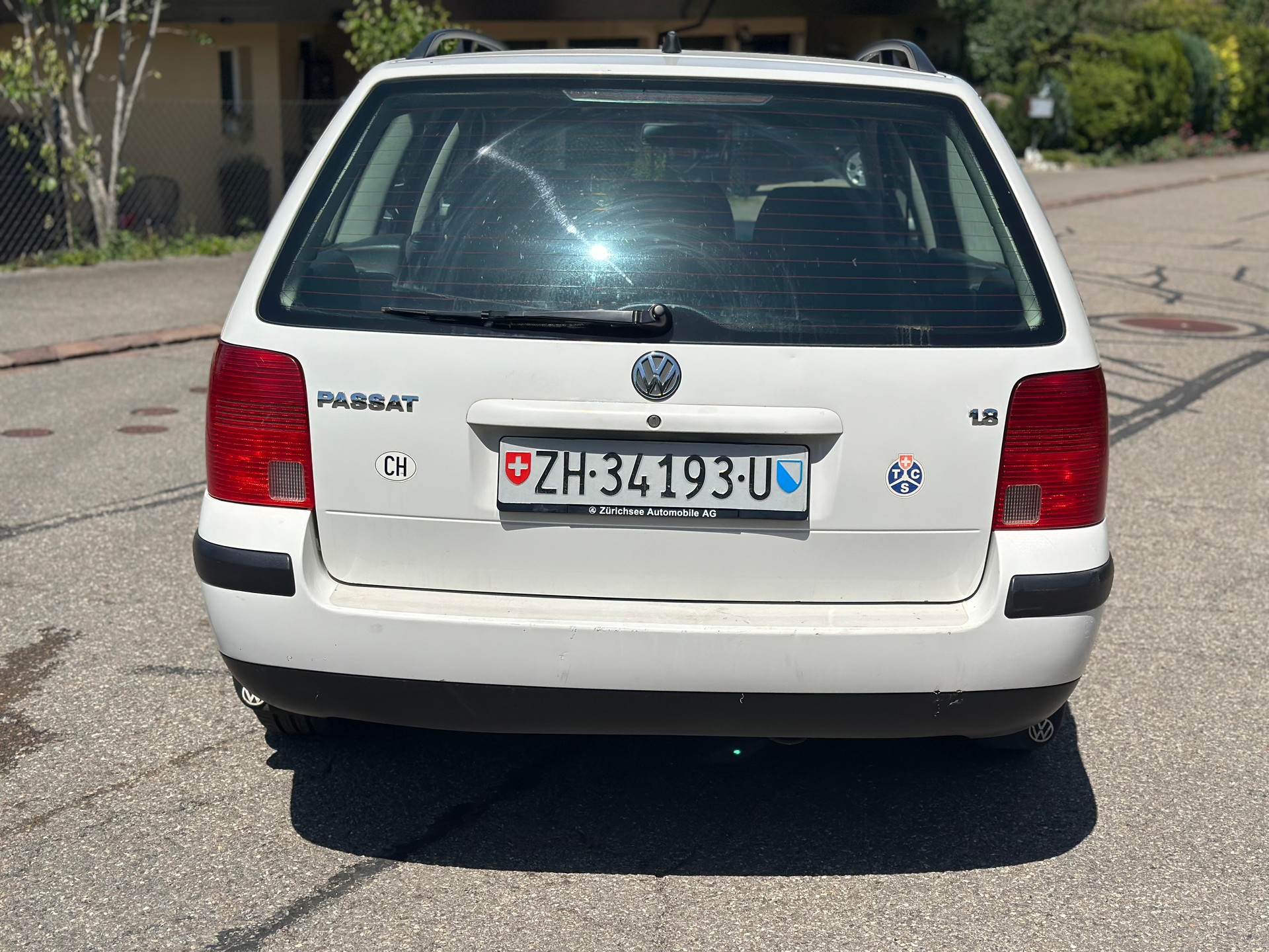 VW Passat Variant 1.8 Trendline-image-6