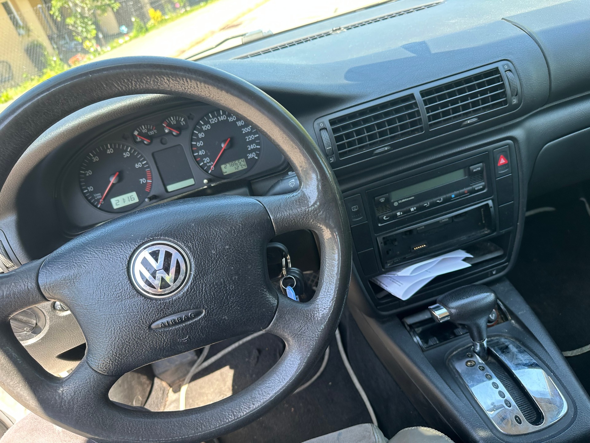 VW Passat Variant 1.8 Trendline-image-11