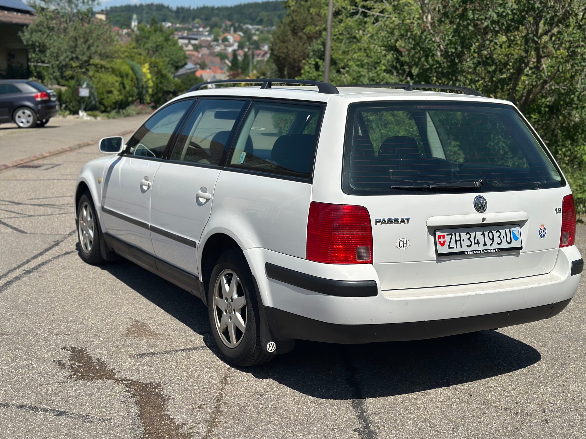 VW Passat Variant 1.8 Trendline-image-7