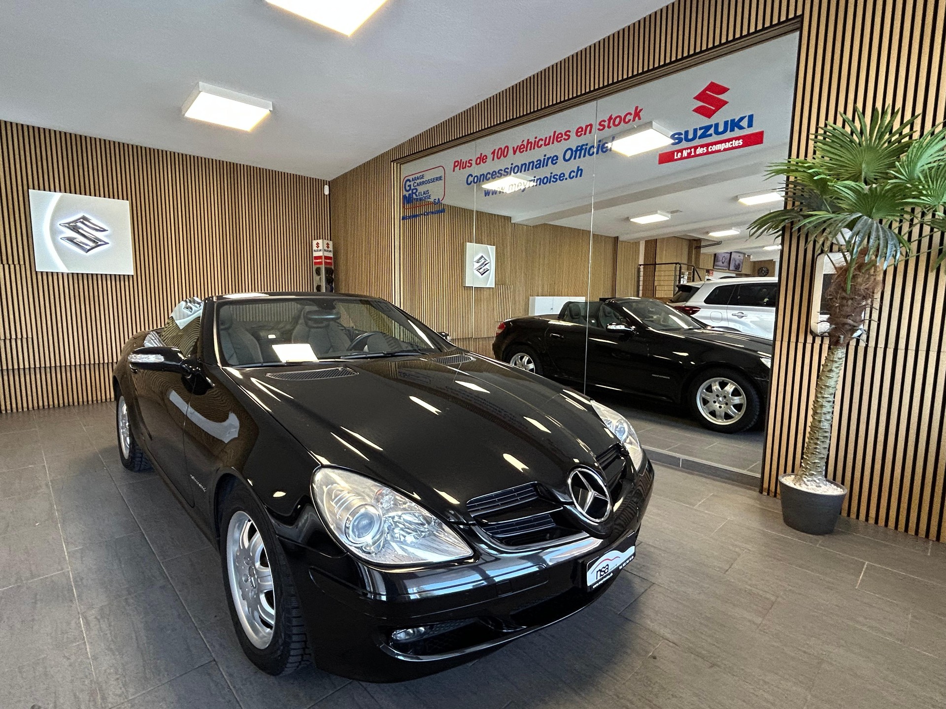 MERCEDES-BENZ SLK 200 Kompressor Cabriolet-showroom-element-3