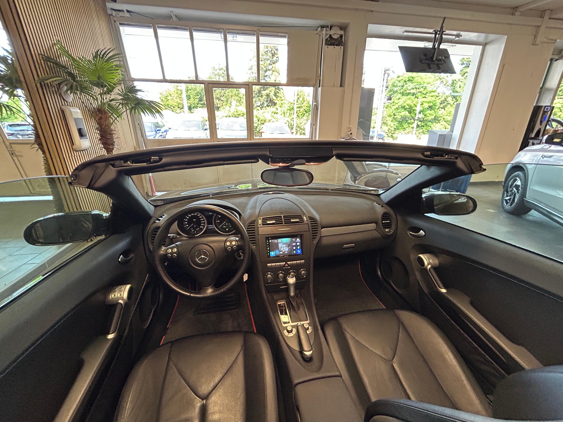 MERCEDES-BENZ SLK 200 Kompressor Cabriolet-image-13