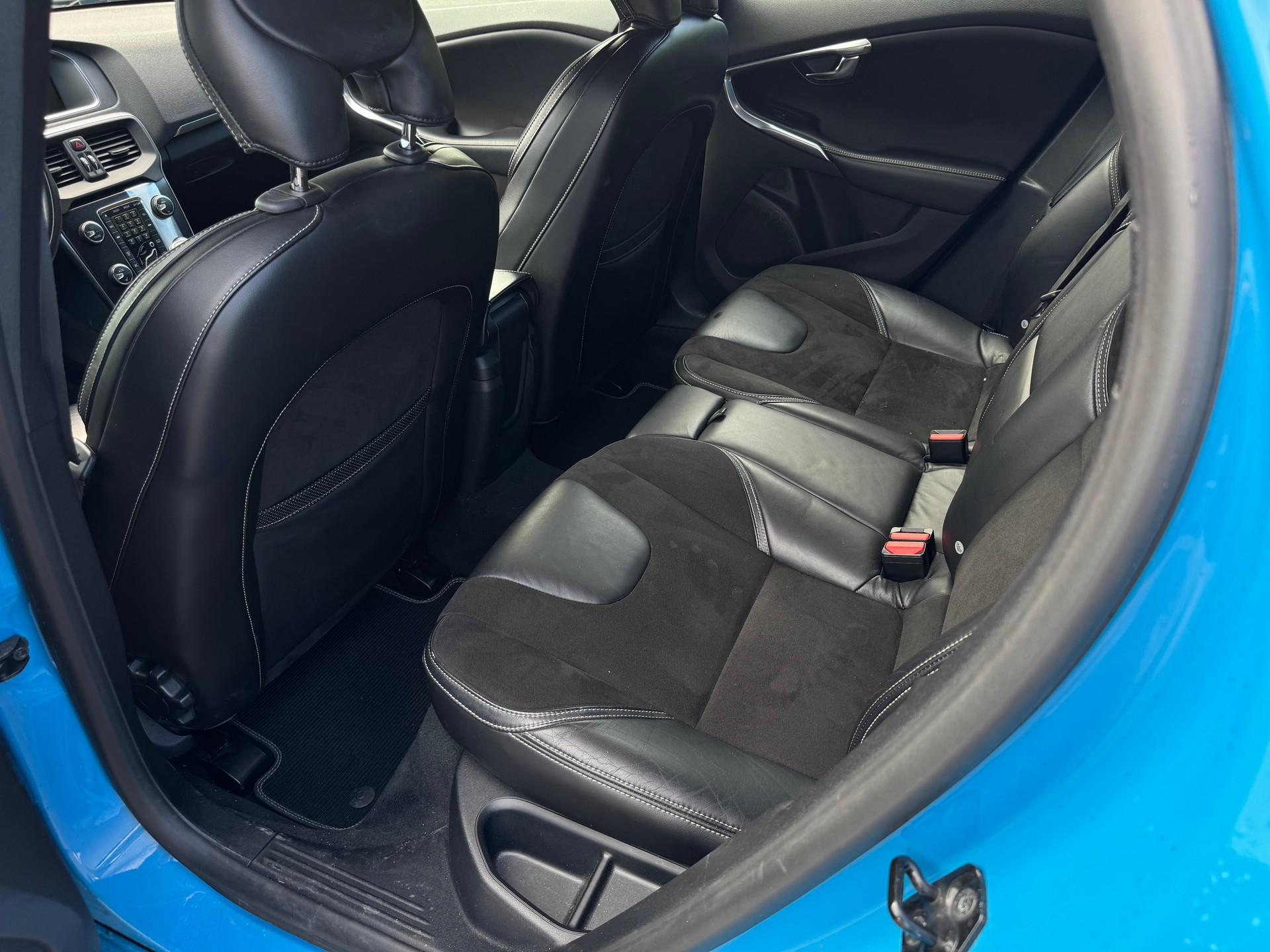 VOLVO 1.6 T4 R-Design S/S-image-7
