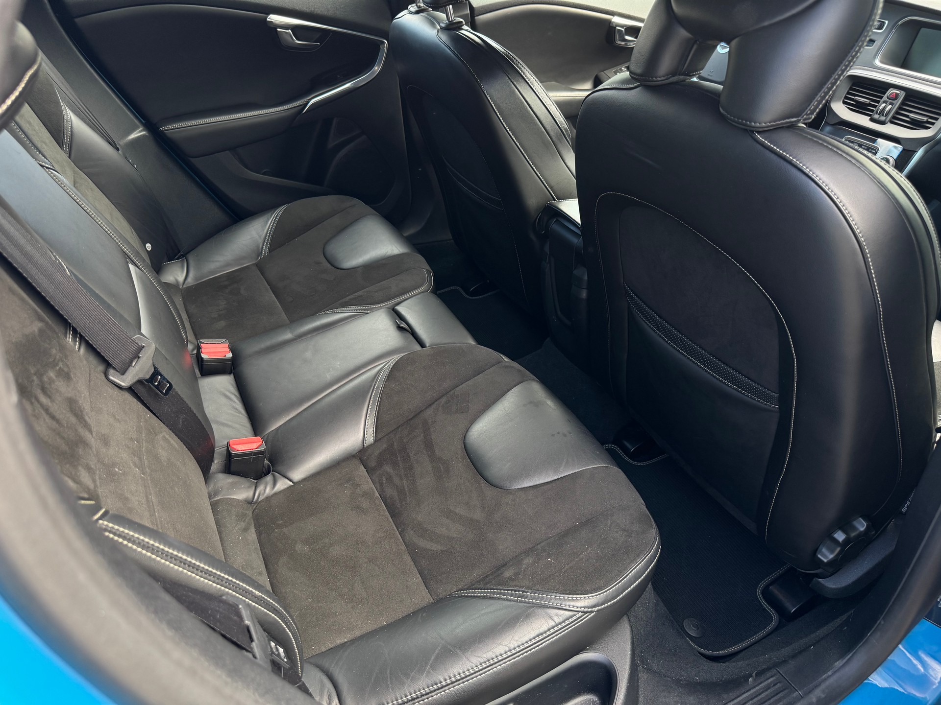 VOLVO 1.6 T4 R-Design S/S-image-8