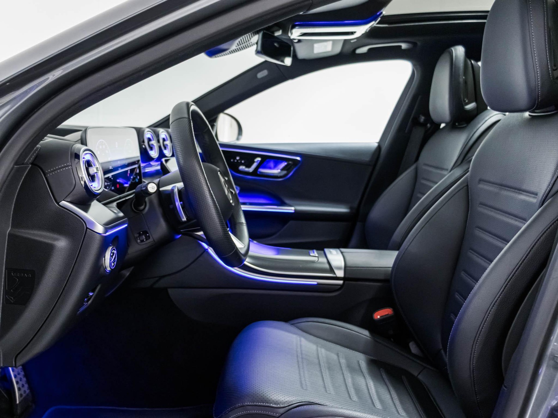 MERCEDES-BENZ C 300 AMG Line 4matic Kombi-image-6