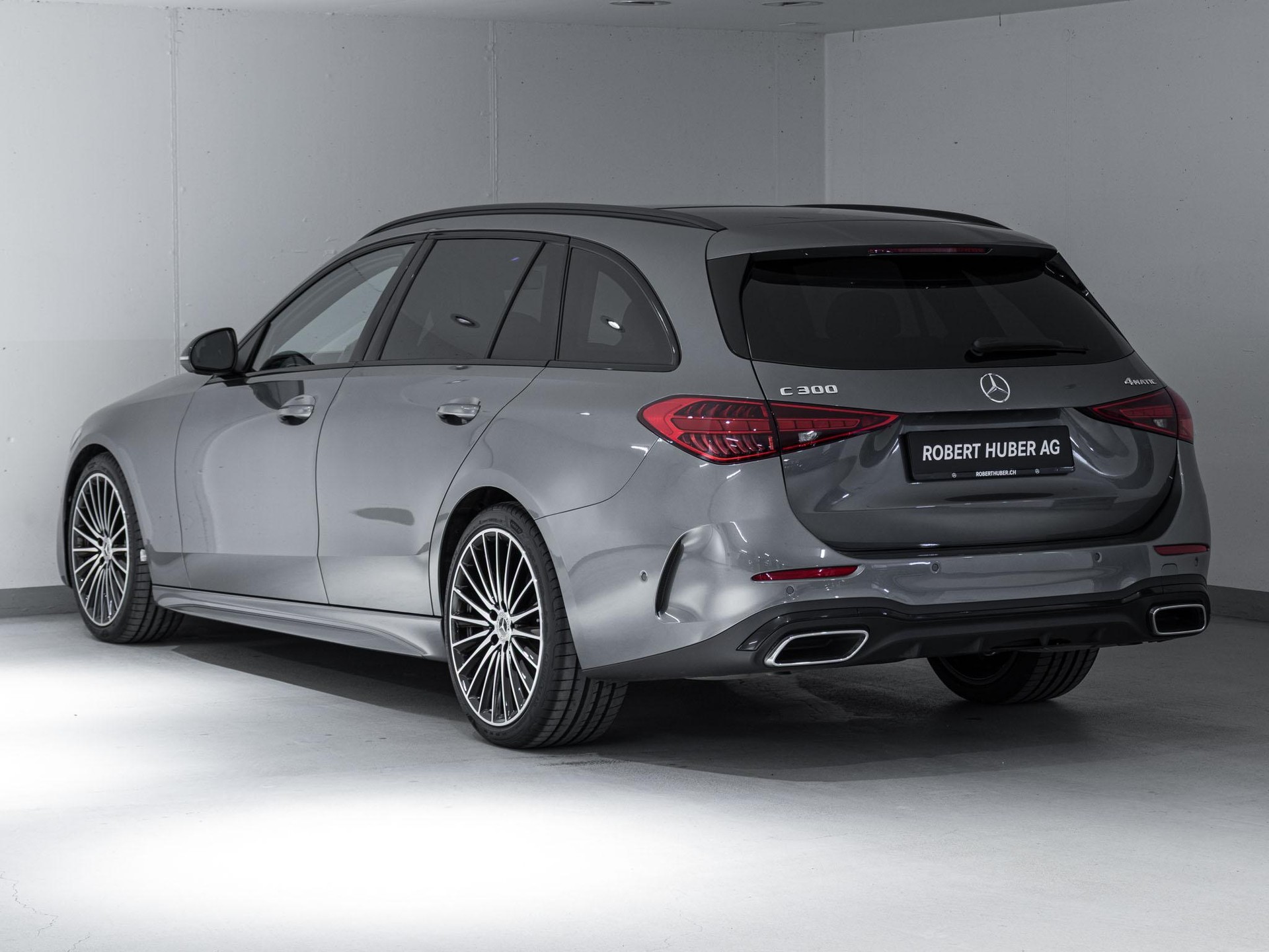 MERCEDES-BENZ C 300 AMG Line 4matic Kombi-image-3