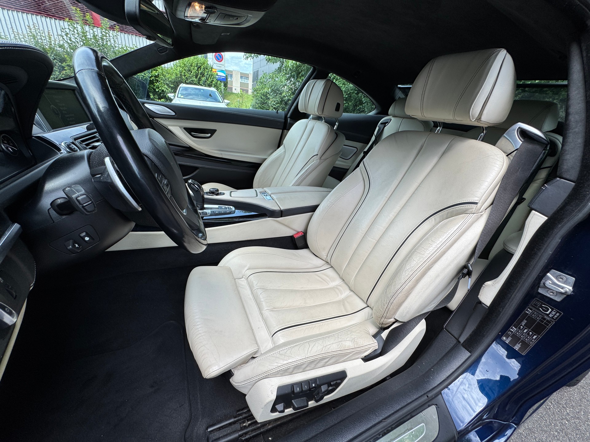 BMW 650i Coupé xDrive-image-6