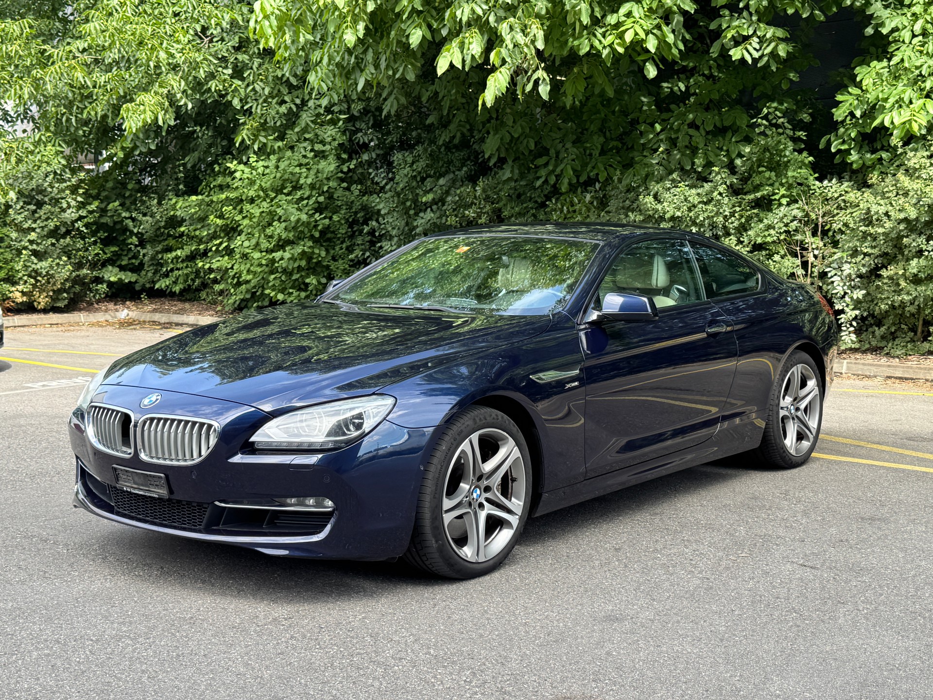 BMW 650i Coupé xDrive-image-1