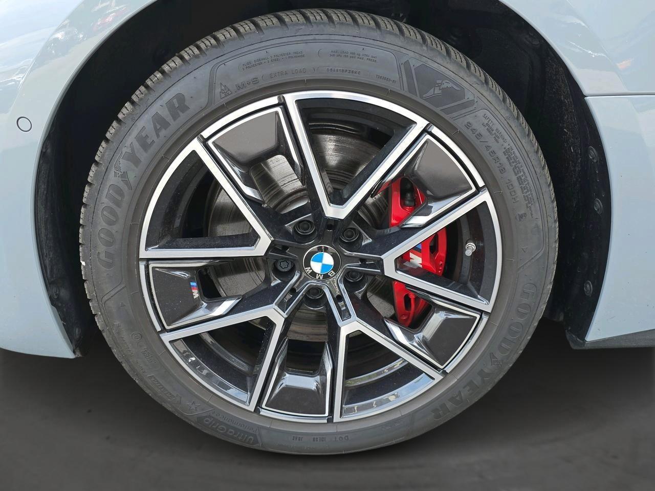 BMW i4 M60-image-5