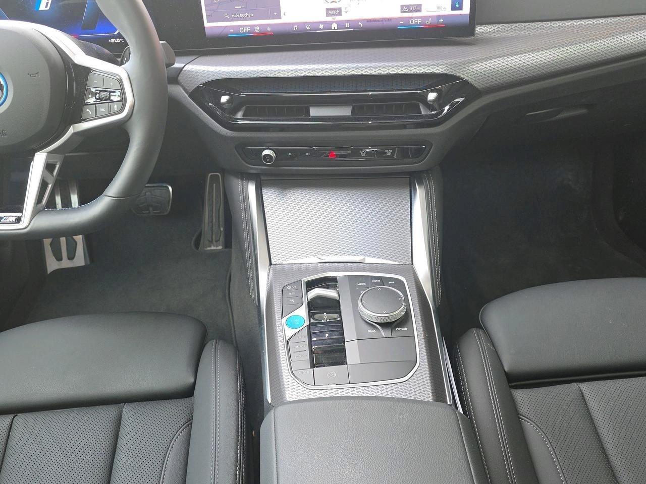 BMW i4 M60-image-7