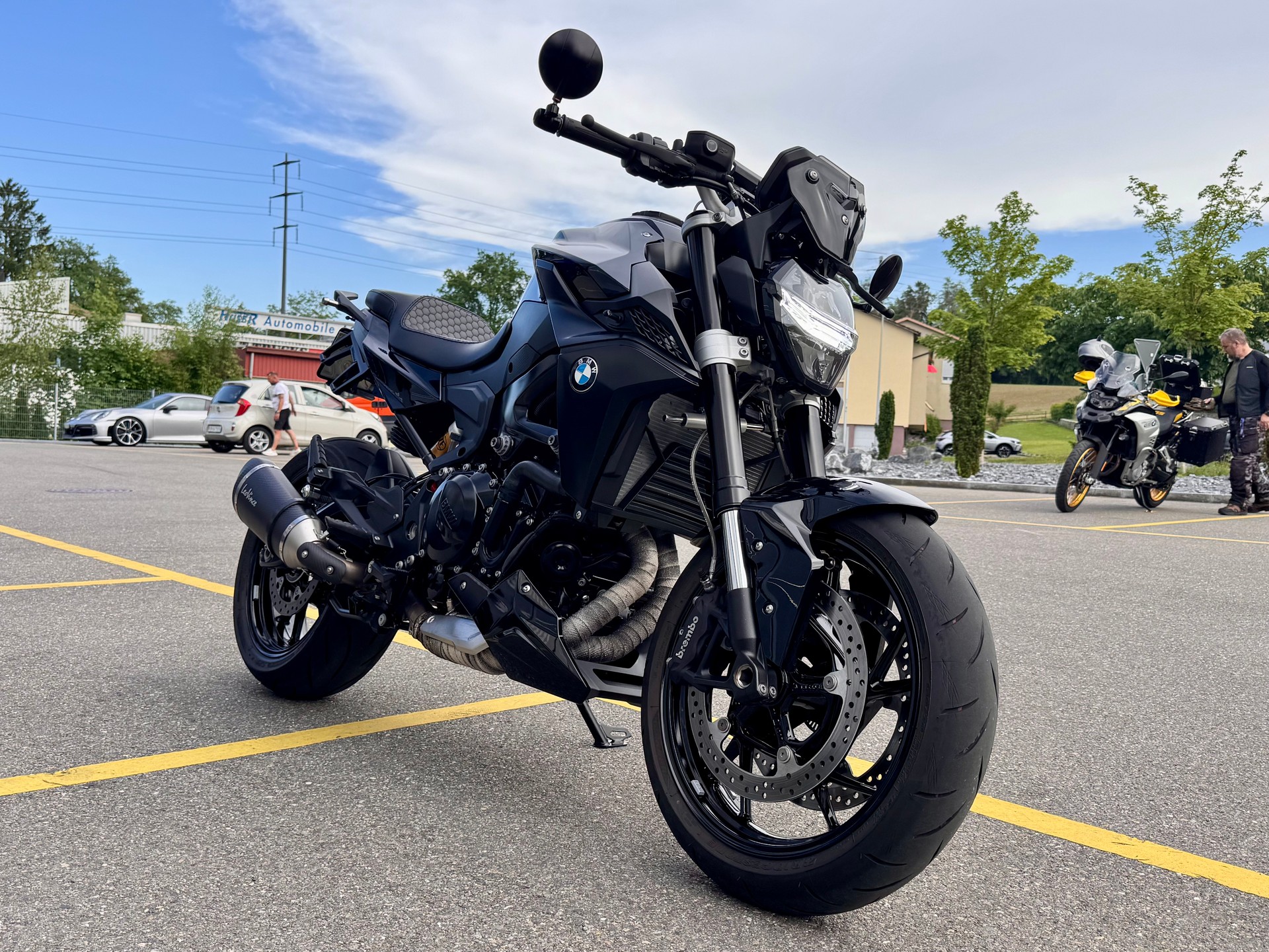 BMW BMW F900R Triple Black | Full Option | ACC | Warranty 12/2026 | 3’600 km-image-3
