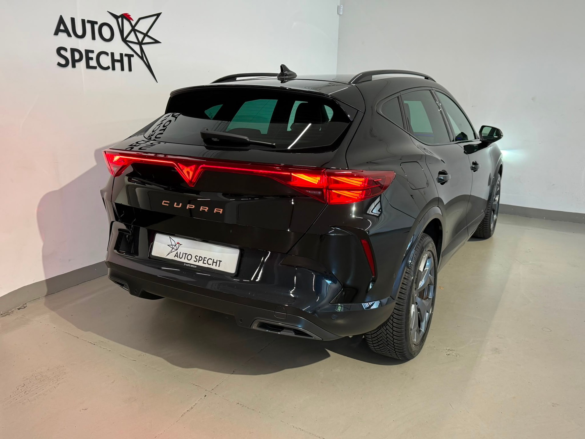 CUPRA Formentor 1.5 TSI DSG-image-5