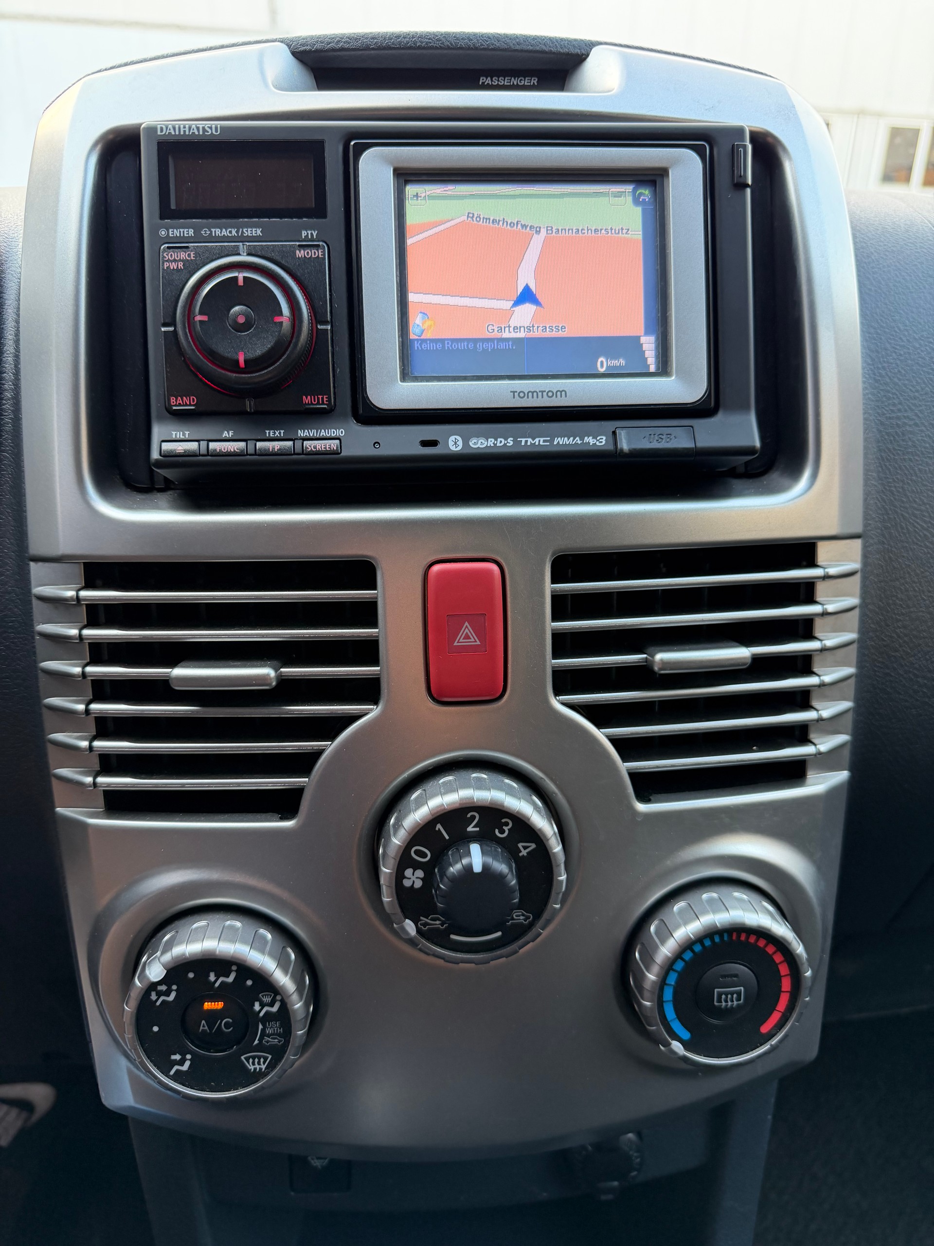 DAIHATSU Terios 1.5 16V SX Edit. 100th Anniversary 4WD Aut.-image-13