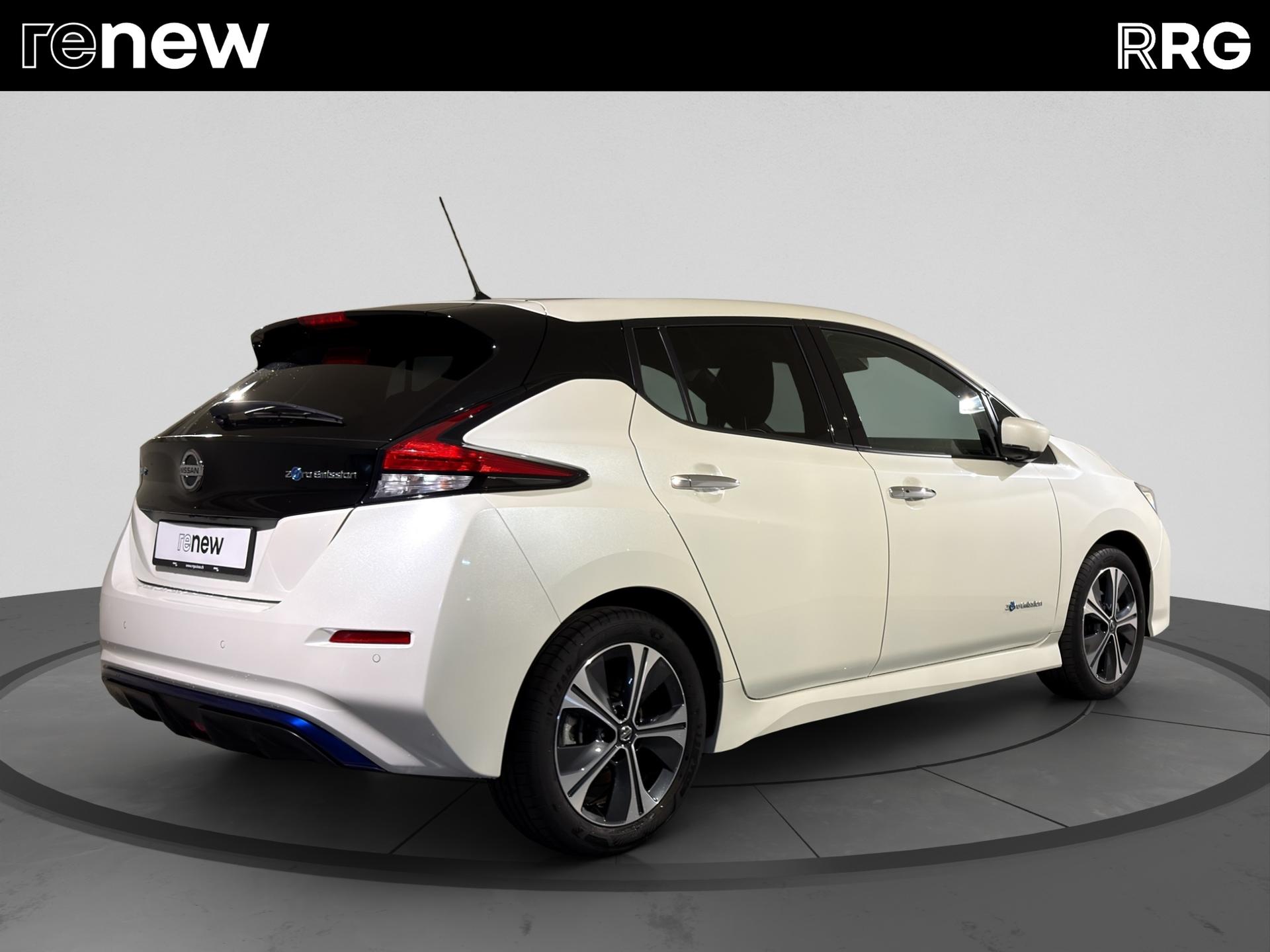 NISSAN Leaf N-Connecta (incl. battery)-showroom-element-2