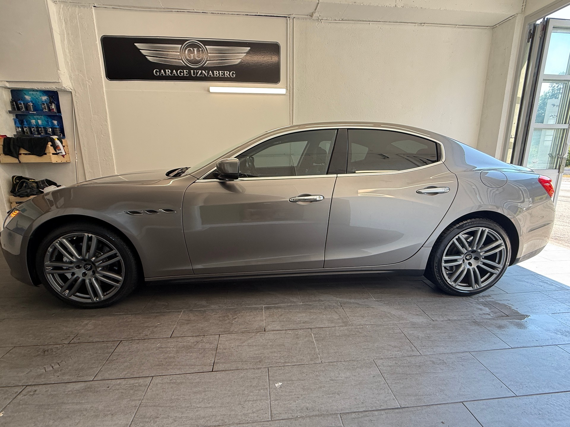 MASERATI Ghibli S Q4 3.0 V6 Automatica Ab 260.- pro Monat-showroom-element-1