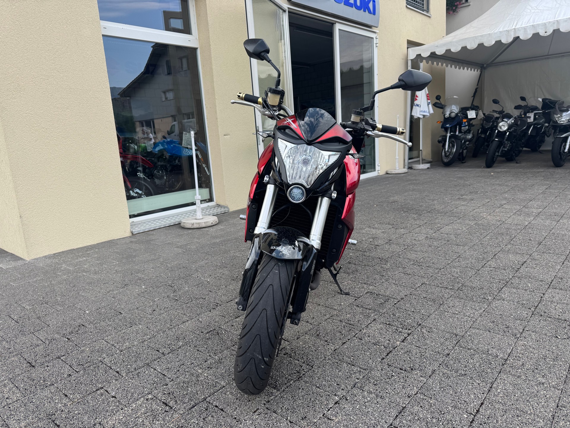 HONDA CB 1000 R ABS-image-1