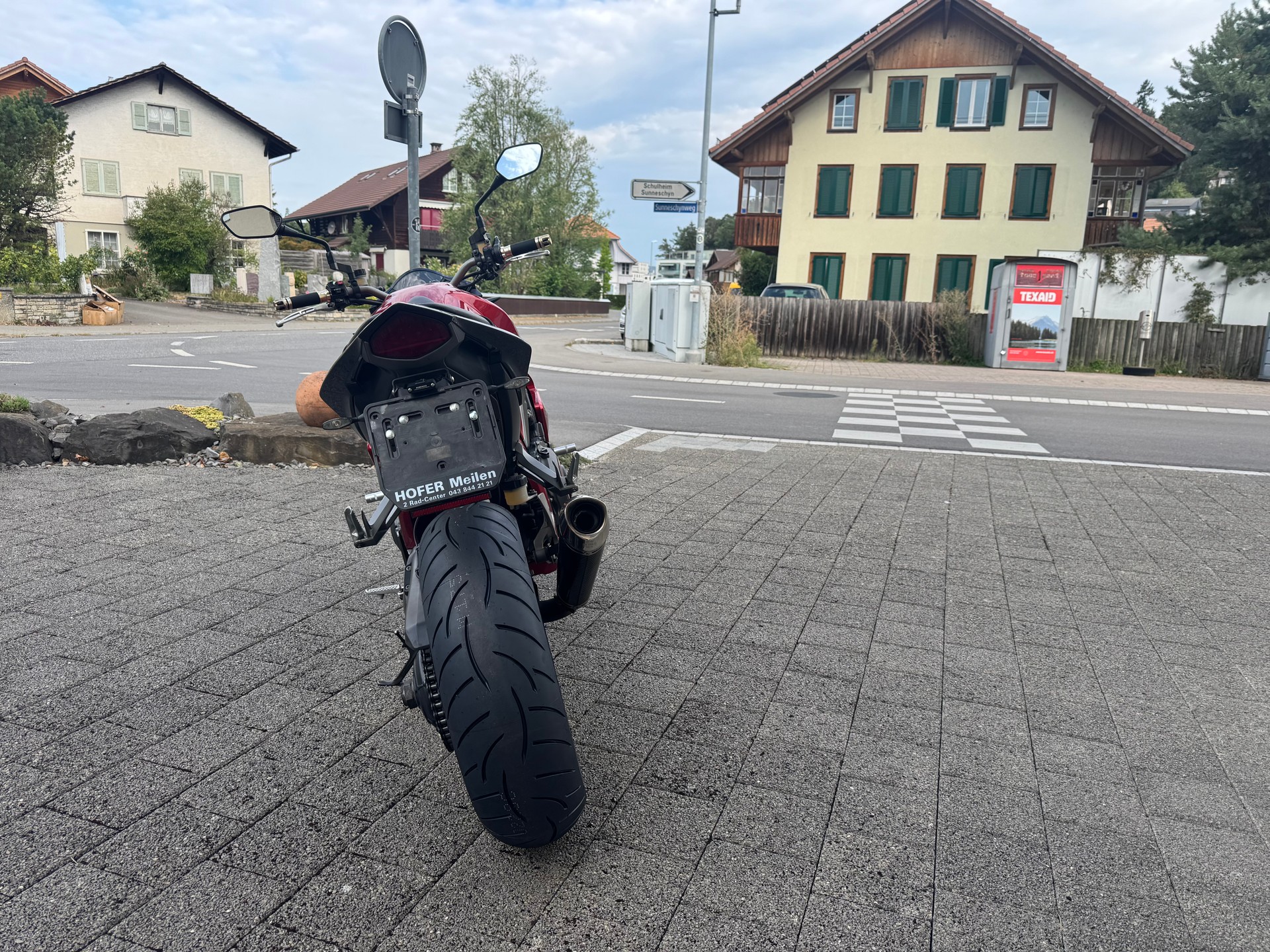 HONDA CB 1000 R ABS-image-3