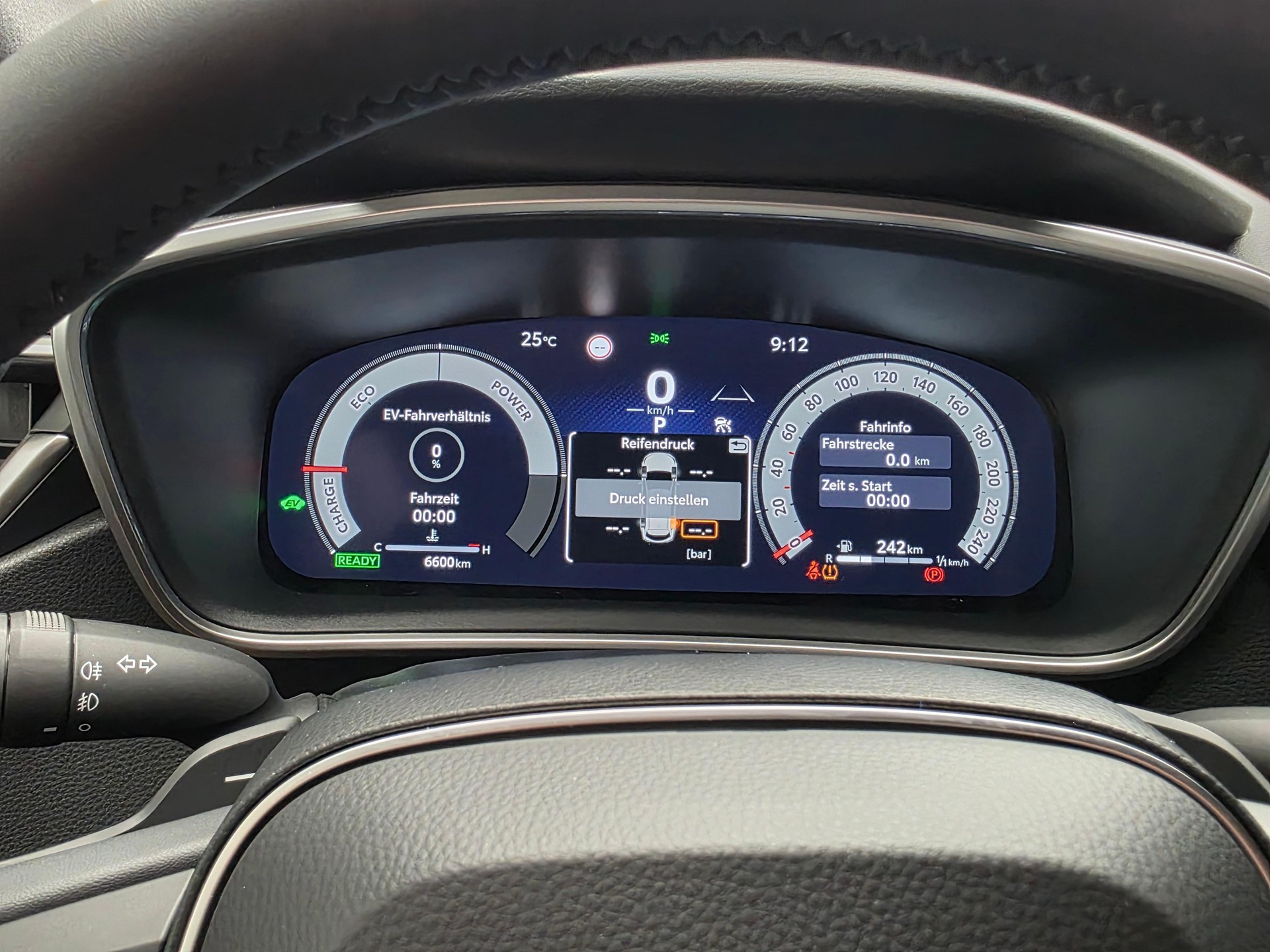 TOYOTA Corolla Touring Sports 2.0 HSD Trend-image-8
