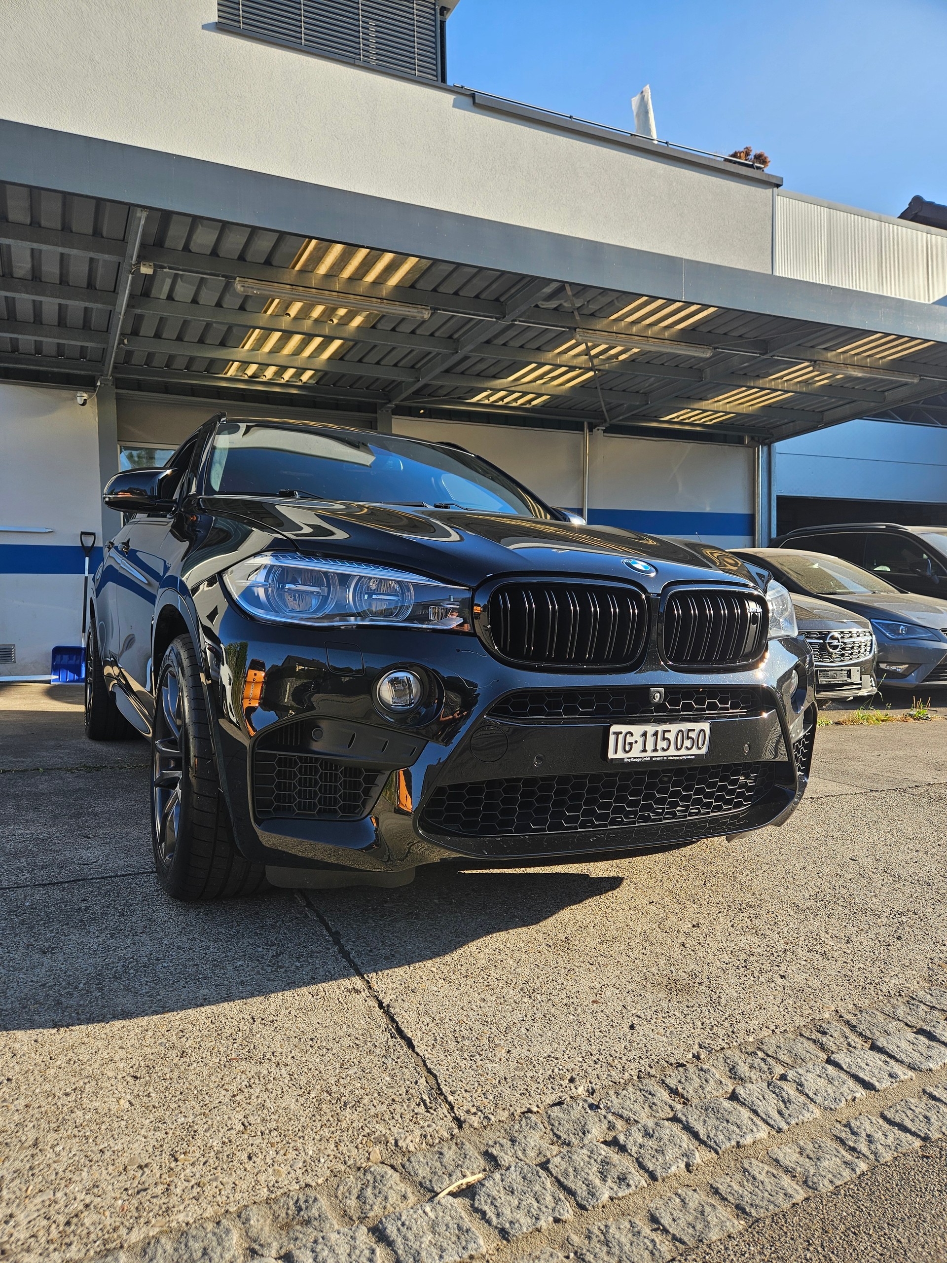 BMW X6M Steptronic-image-1