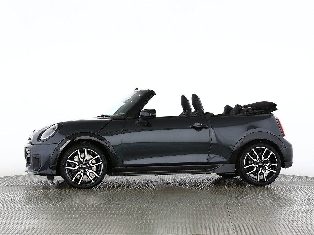 MINI Cooper S Cabriolet DKG-showroom-element-3