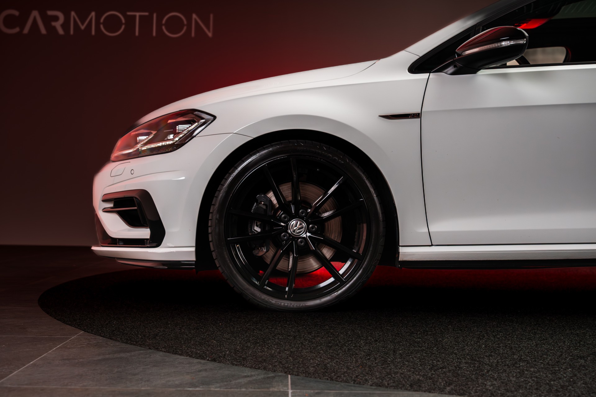 VW Golf VII 2.0 TSI R DSG 4motion / Facelift / Panorama-Schiebedach / Virtual Cockpit-image-8