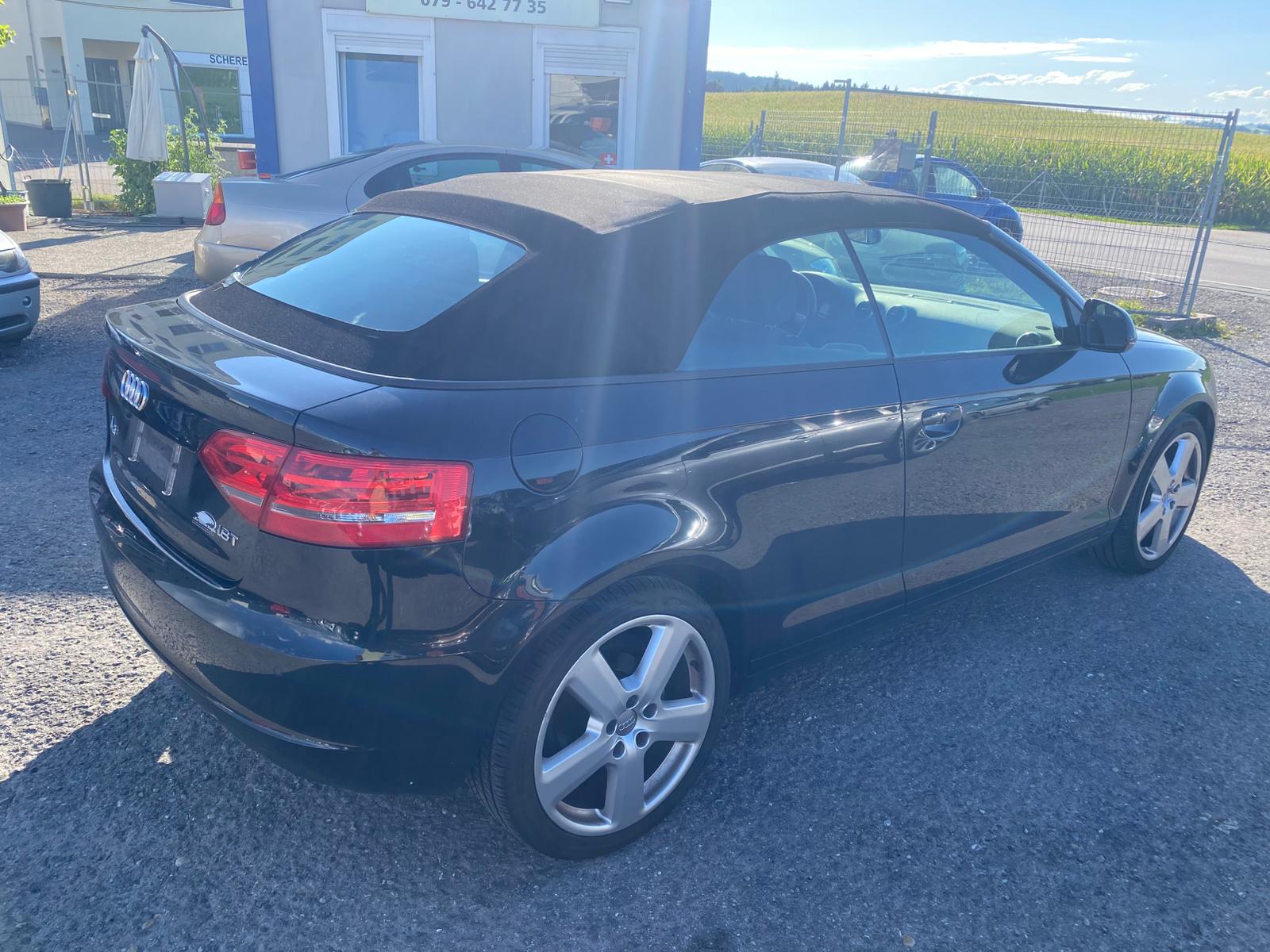 AUDI A3 Cabriolet 1.8 TFSI Attraction-image-3
