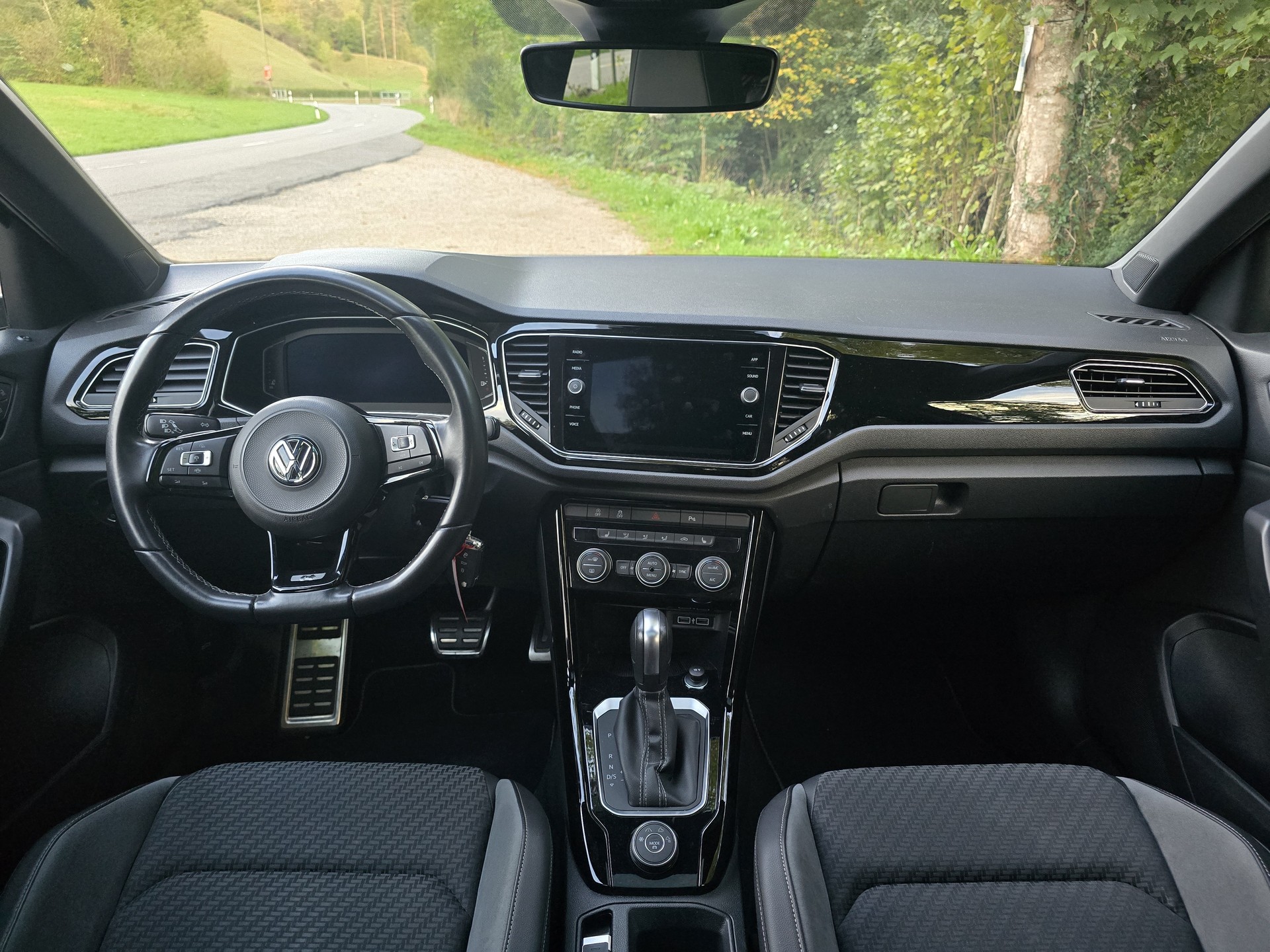 VW T-Roc 2.0 TSI R DSG 4Motion 301PS-showroom-element-3