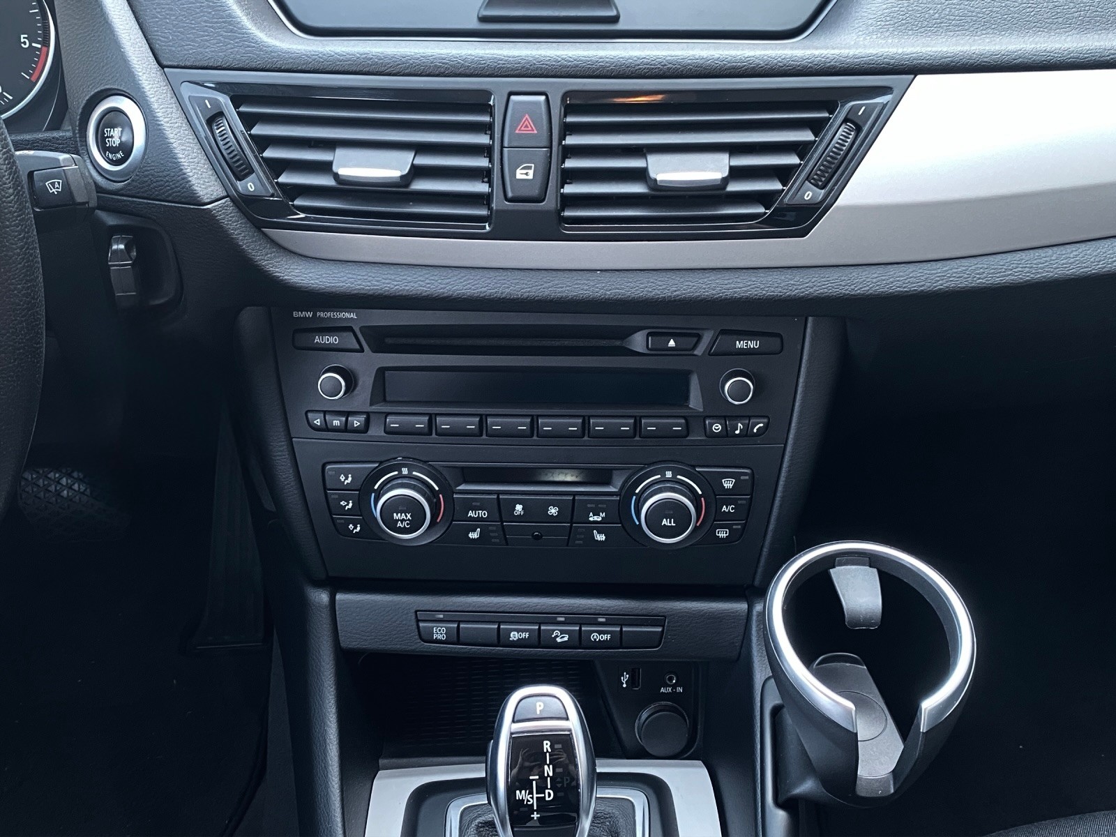 BMW X1 xDrive 18d Steptronic-image-12