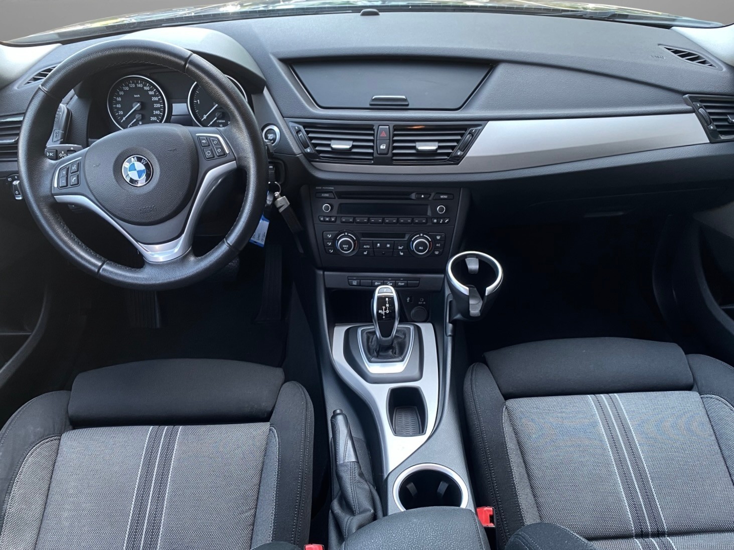 BMW X1 xDrive 18d Steptronic-image-8