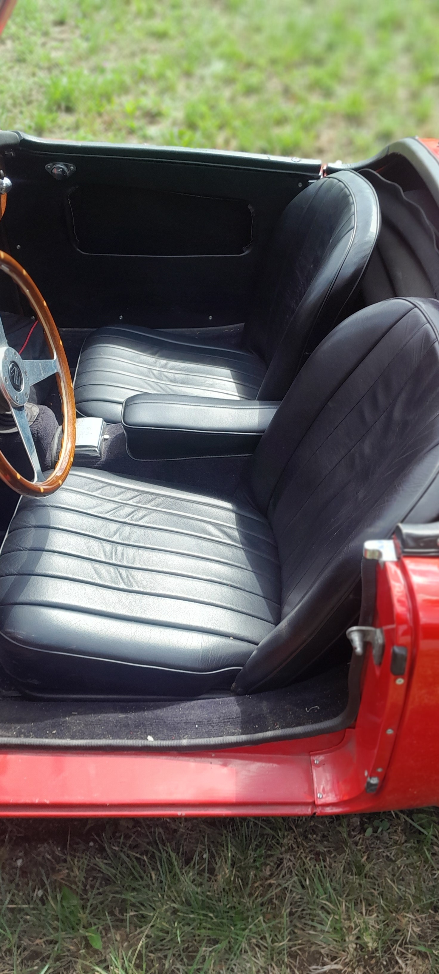 MG MGA 1600-image-2
