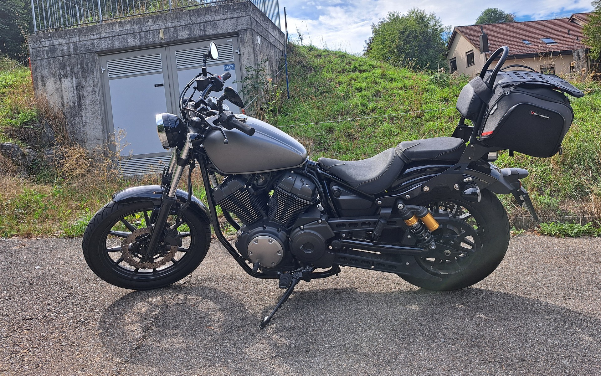 YAMAHA XV 950 R ABS-image-0