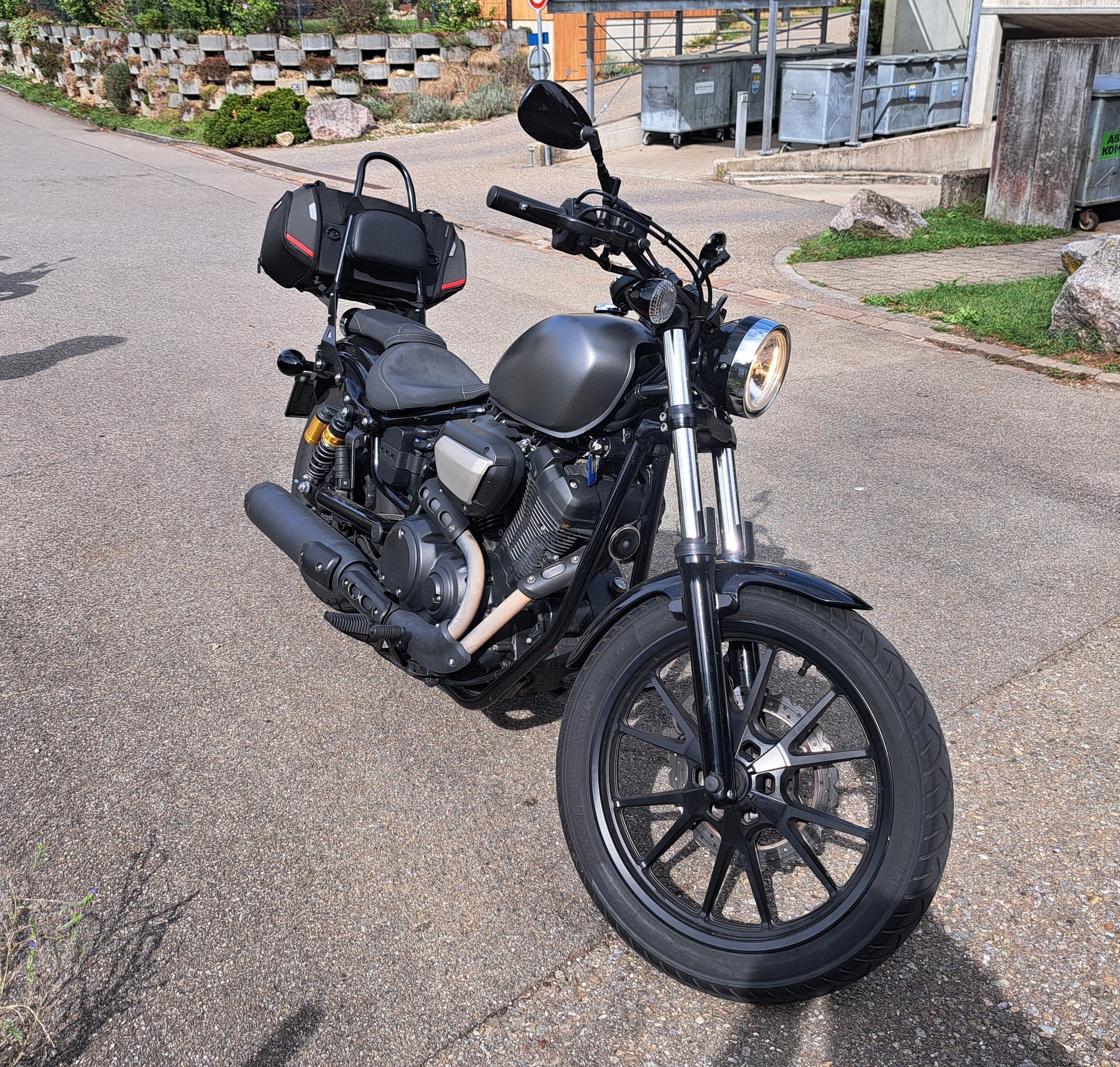 YAMAHA XV 950 R ABS-image-3