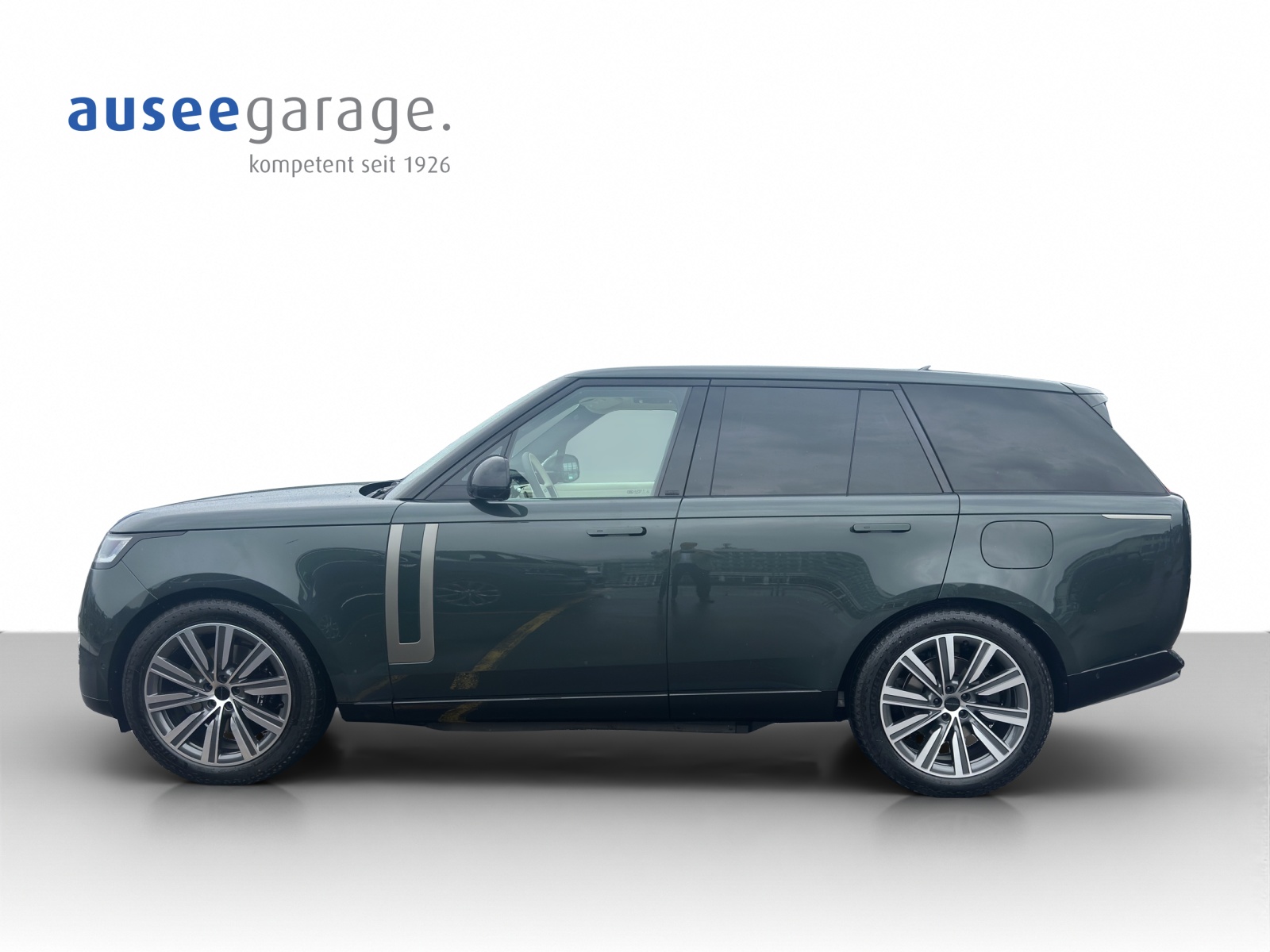 LAND ROVER Range Rover 3.0 I6 P460e HSE-showroom-element-1