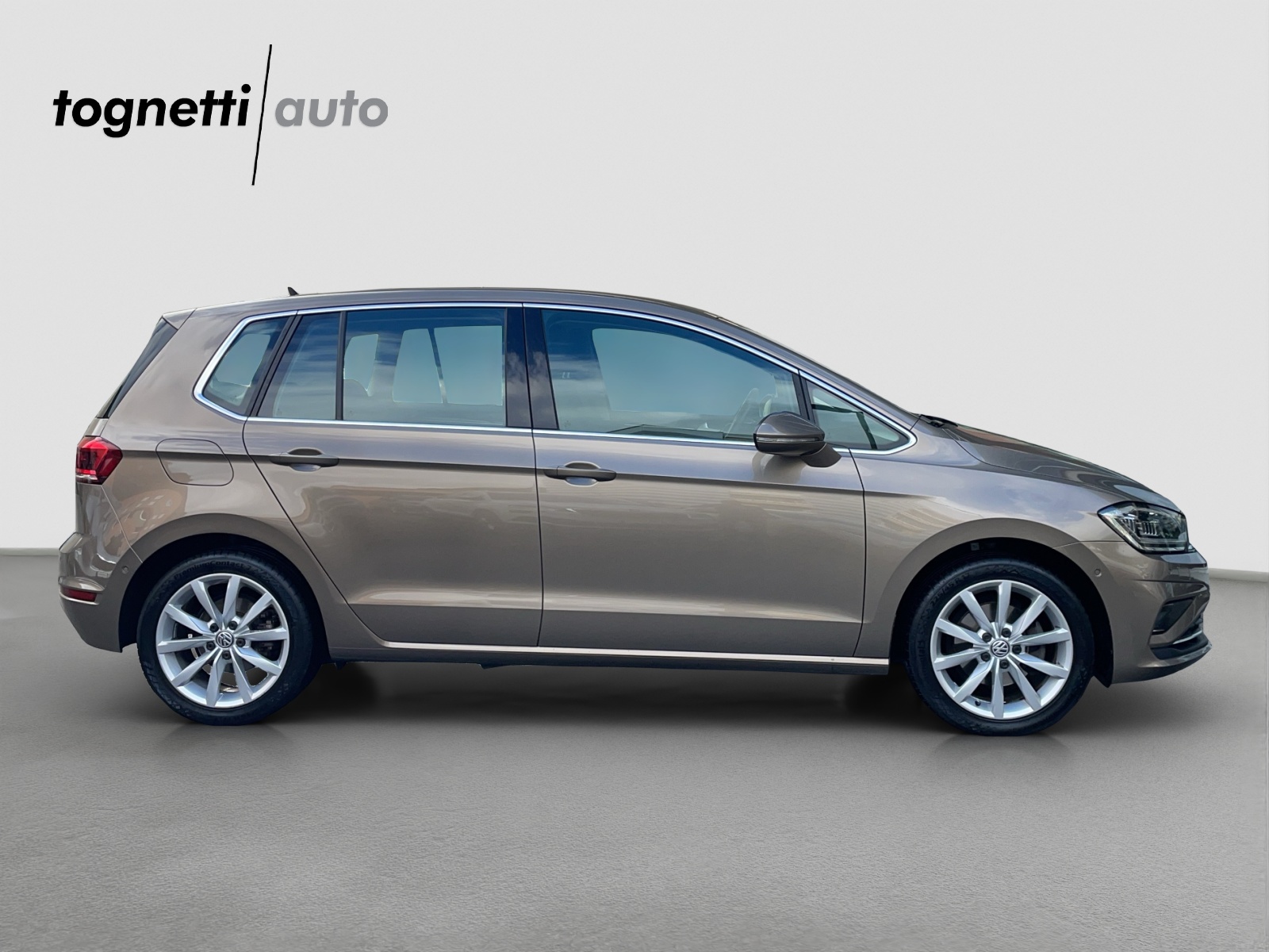 VW Golf Sportsvan 1.5 TSI EVO Highline-showroom-element-2
